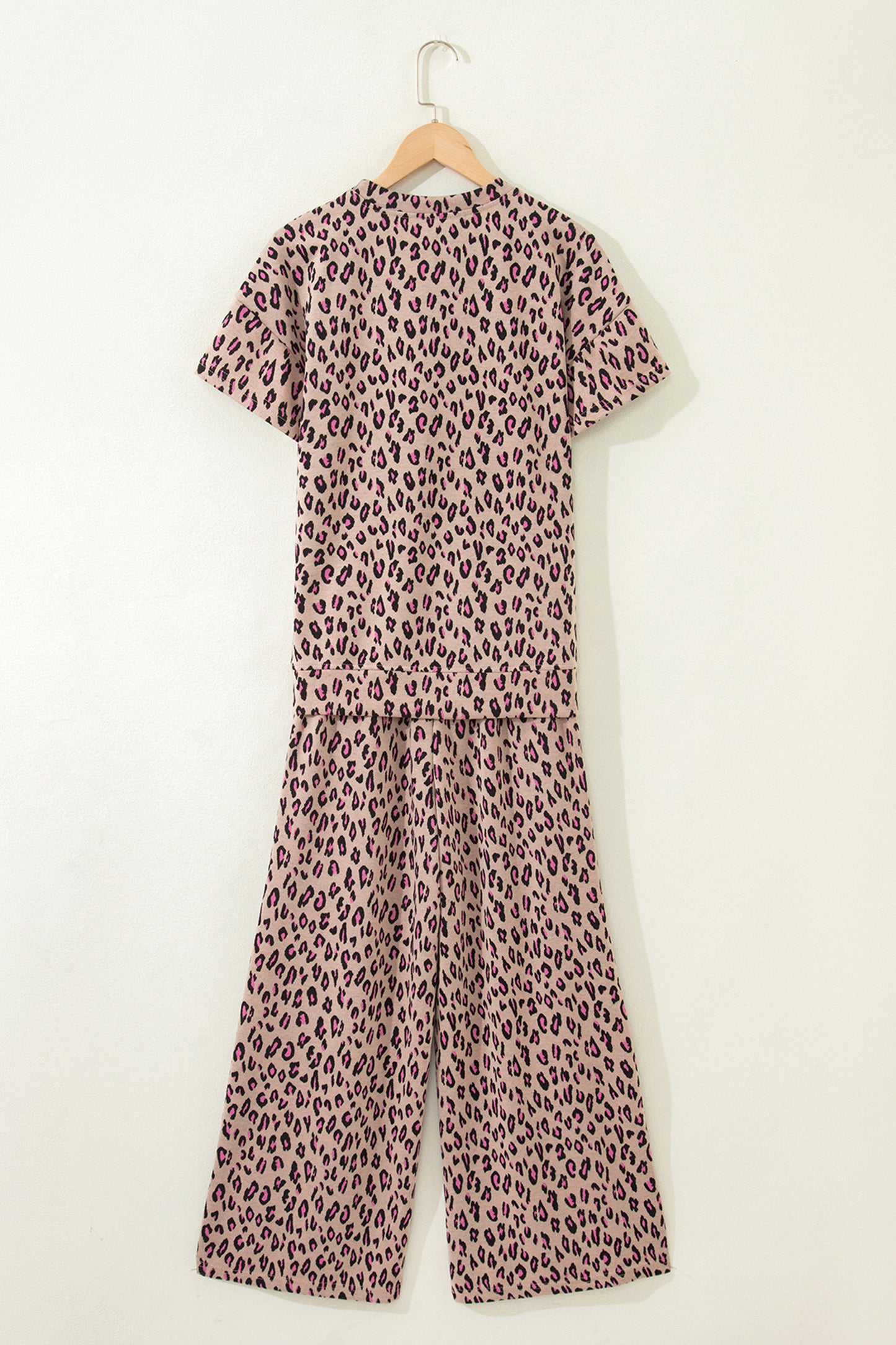 Beige Leopard Print Casual Tee and Pants 2pcs Outfit