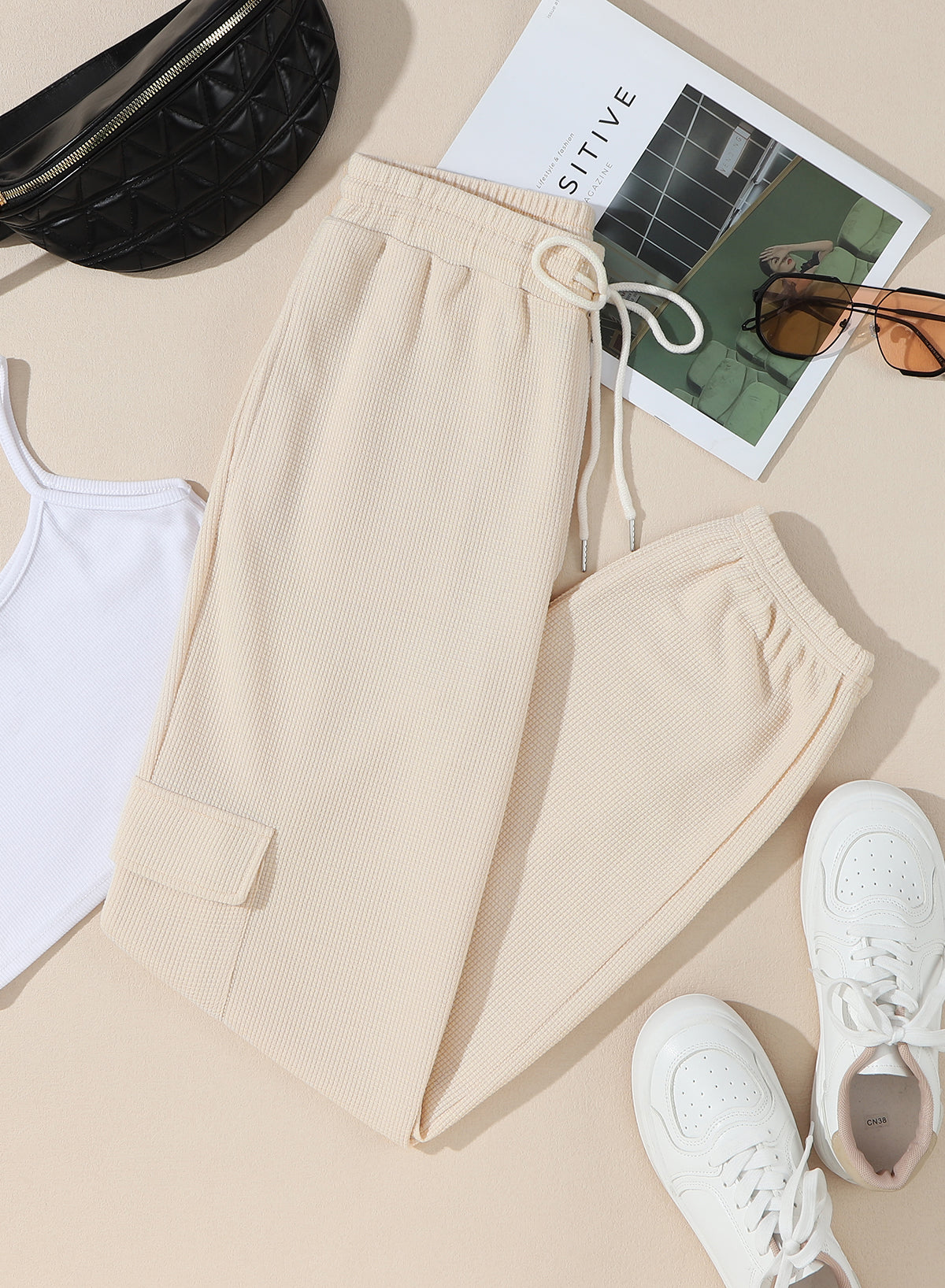 Beige Drawstring Elastic Waist Pull-on Casual Pants with Pockets