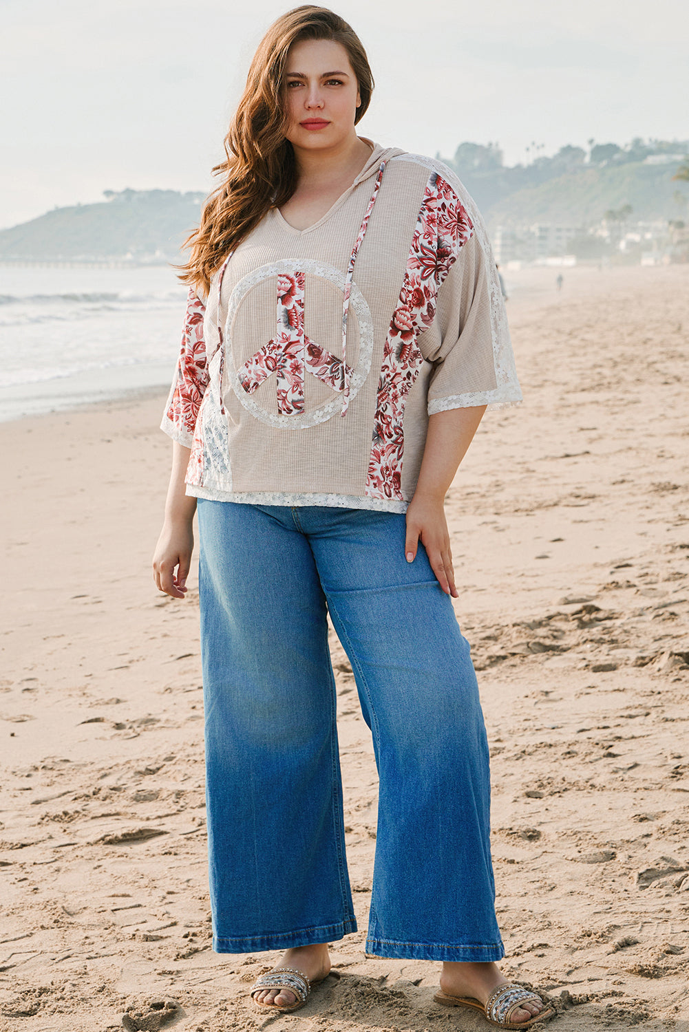 Floral Peace Sign Graphic Lace Patch Ribbed Plus Size Hooded Top