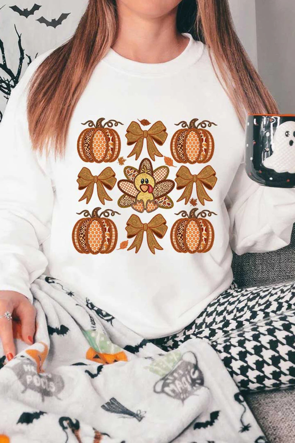 White Cute Turkey Fall Pumpkin Bow Print Drop Shoulder Sweatshirt