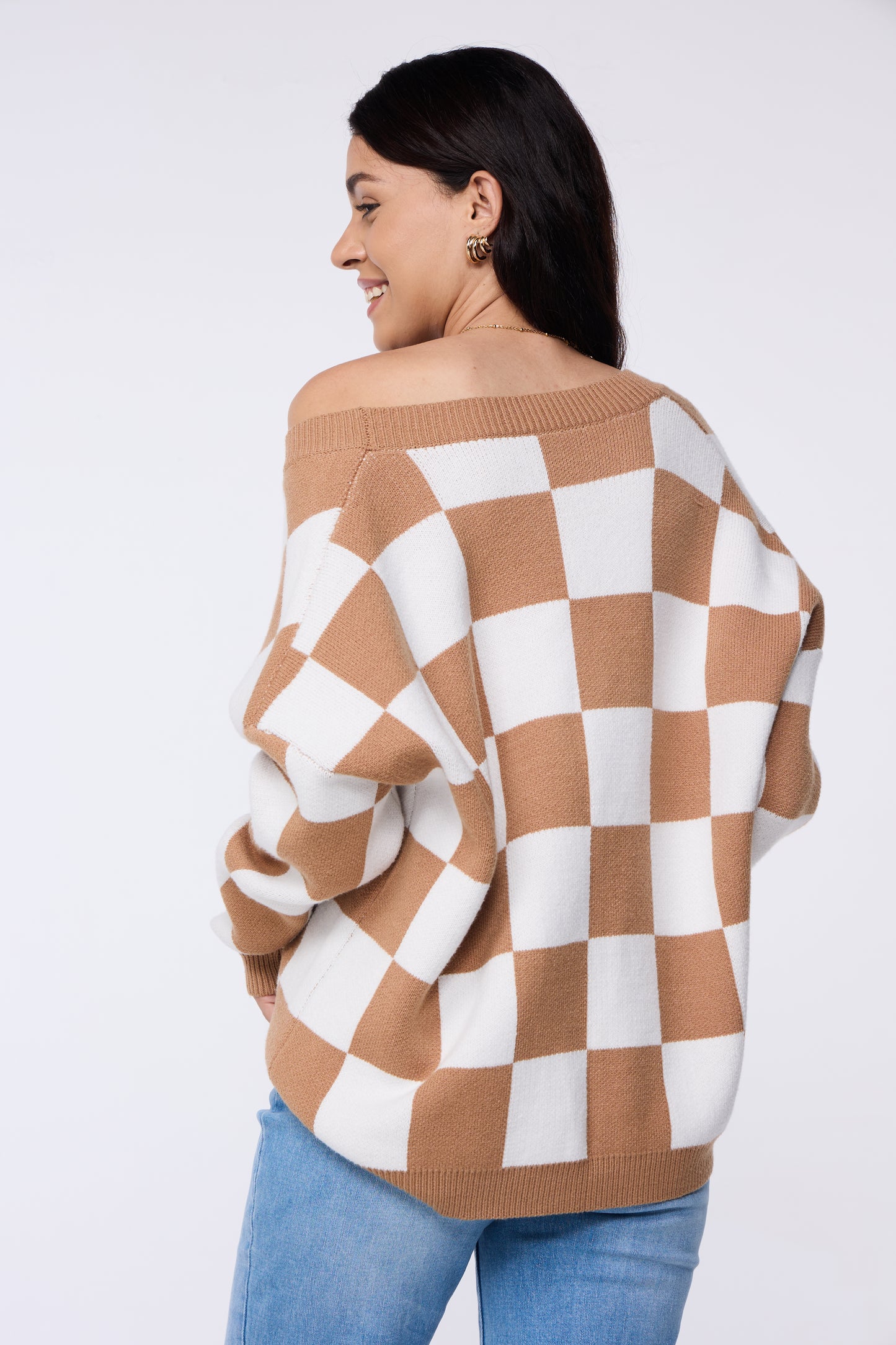 Checkered Knit Cardigan Sweater – Cozy and Trendy