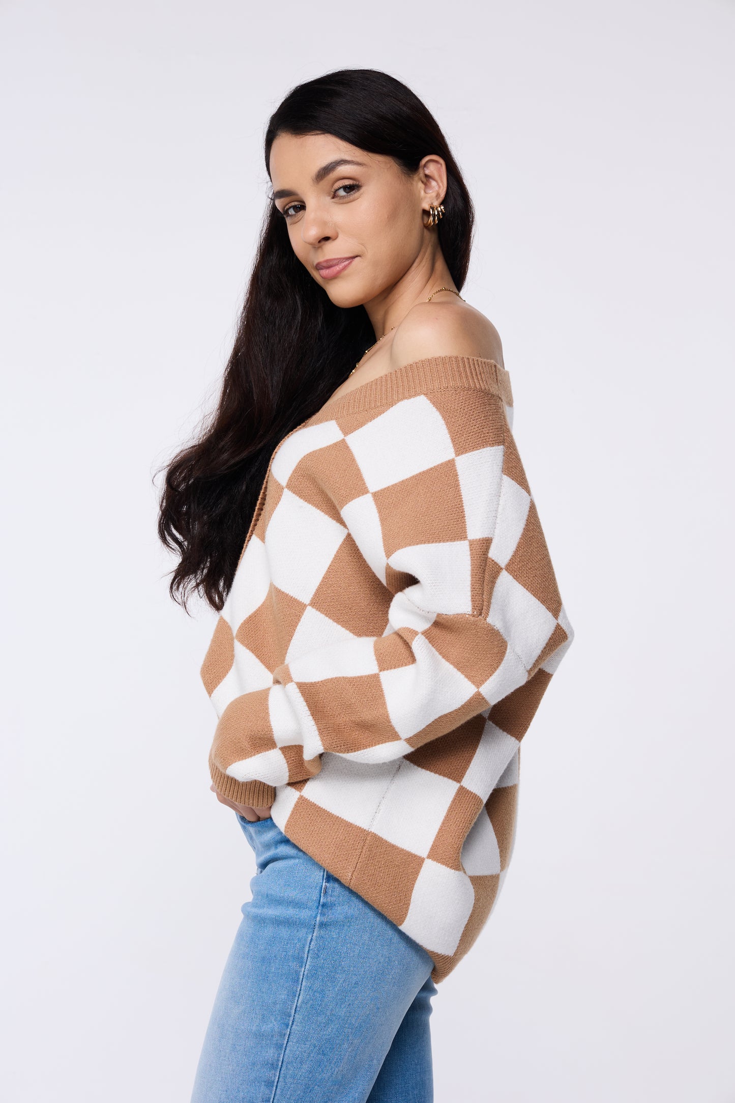 Checkered Knit Cardigan Sweater – Cozy and Trendy