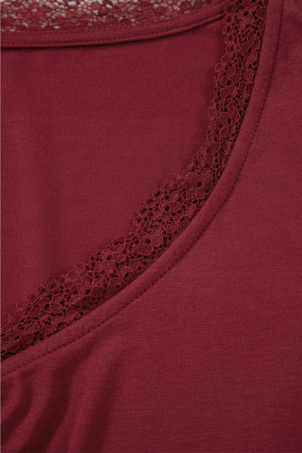 Red Dahlia Lace-trimmed Sweetheart Neckline Ruched Detail Long Sleeve T-shirt