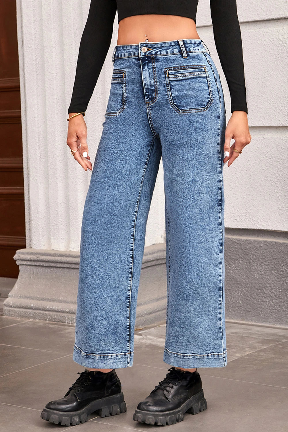 Chic Patch Pocket Straight Leg Loose Jeans