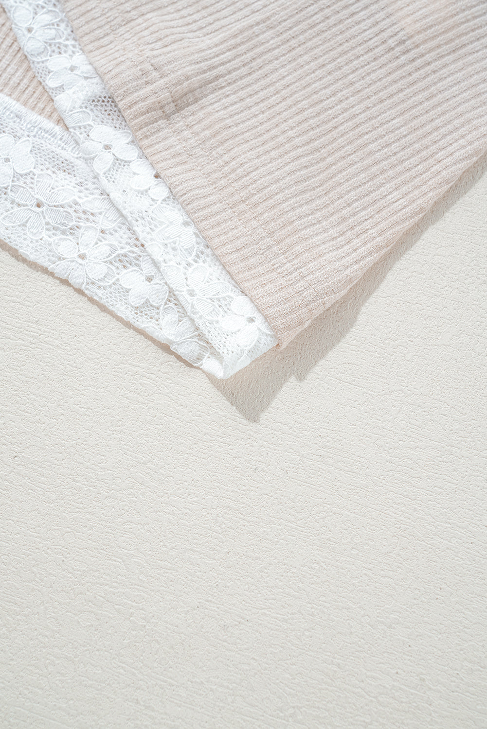 Floral Peace Sign Graphic Lace Patch Ribbed Plus Size Hooded Top