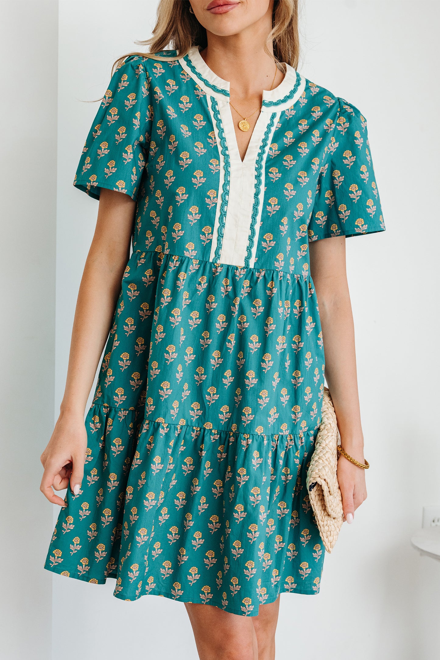 Green Contrast Trim V Neck Short Sleeve Floral Dress