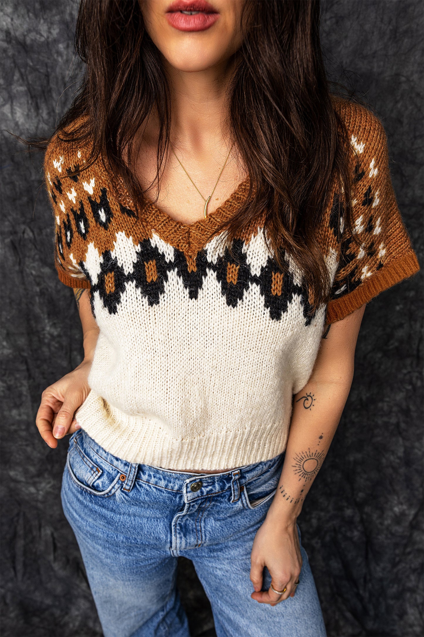 Brown V Neck Short Sleeve Geometric Print Western Style Knit Tee