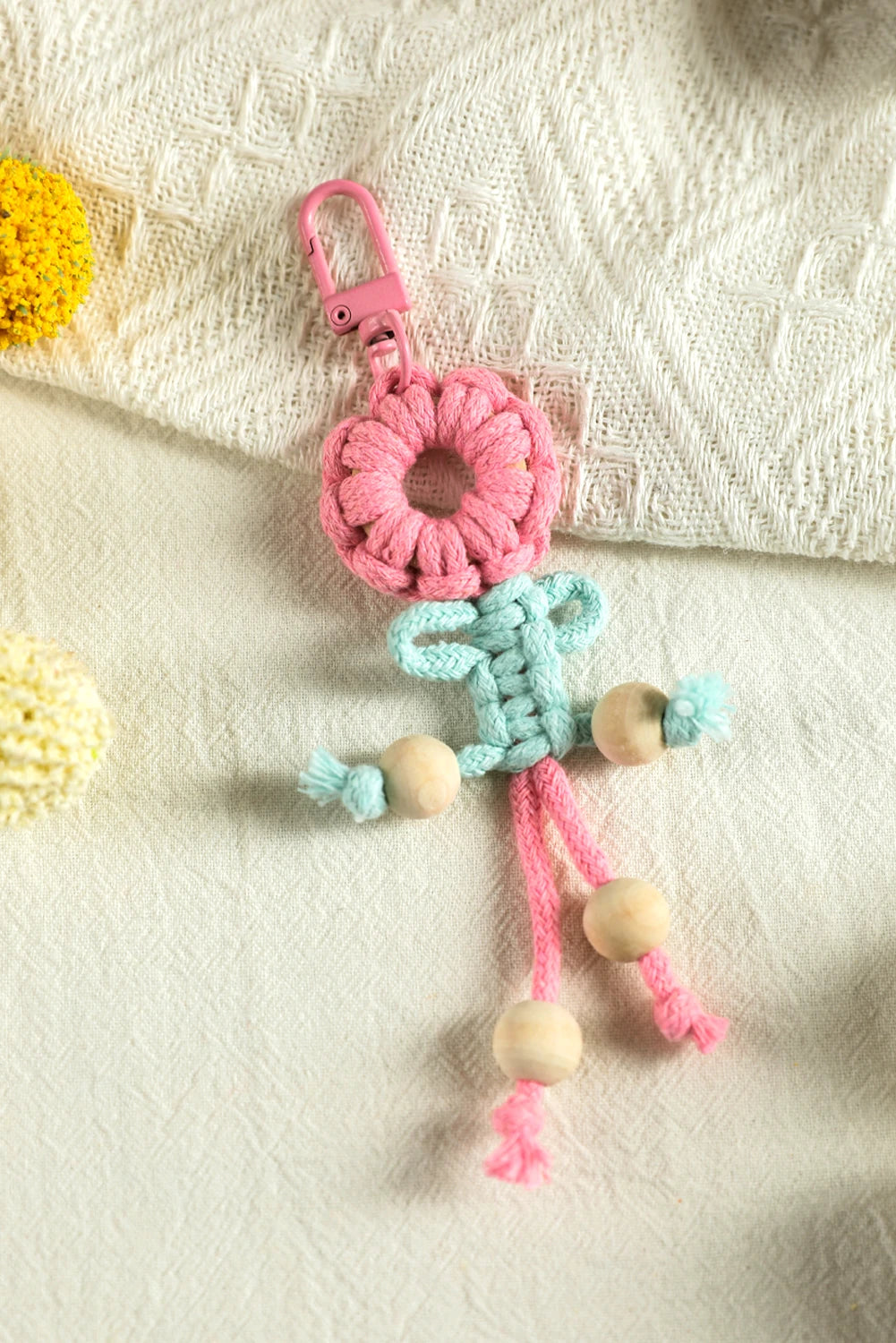 Pink Hand-Woven Flower Keychain Bag Pendant Decoration
