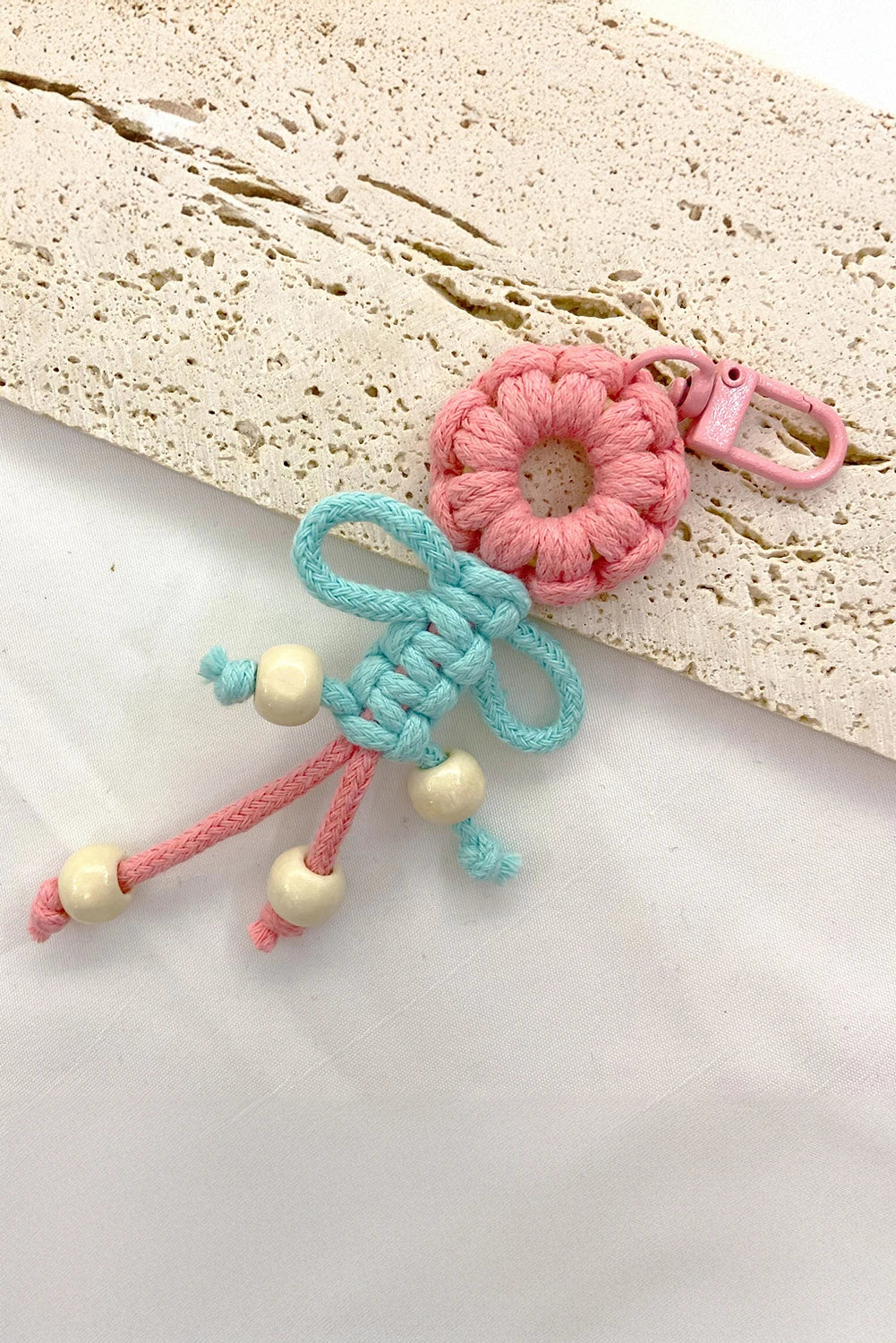 Pink Hand-Woven Flower Keychain Bag Pendant Decoration
