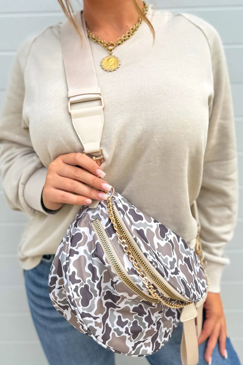 Print Gold Chain Strap Double Zipper Crossbody Bag