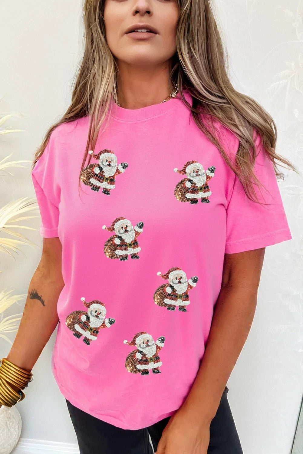 Sachet Pink Santa Claus Deliver Gifts Sequin Graphic Tee