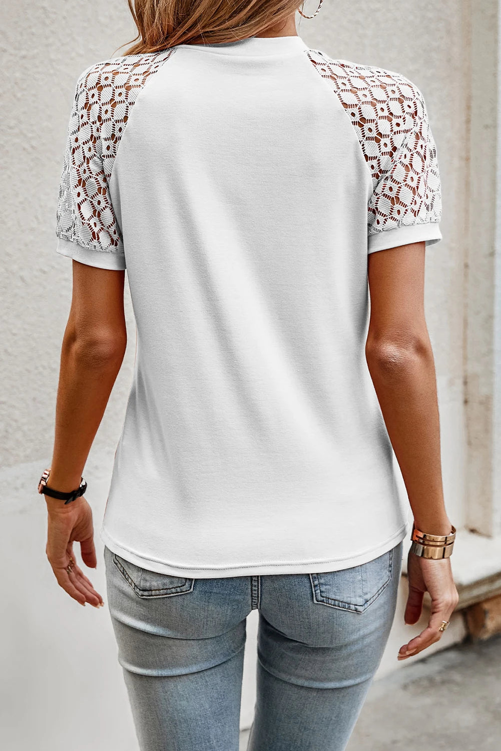 Women's Seamed Detail Contrast Lace Raglan Sleeve Tee