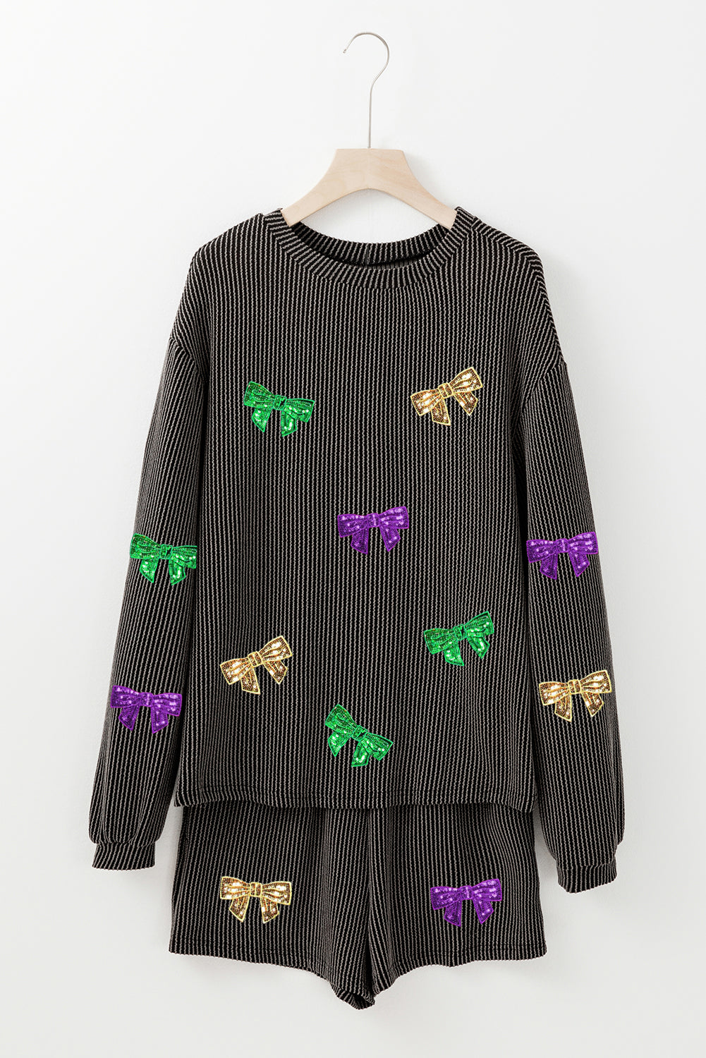Bowknot Patched Pattern Corded Long Sleeve Top and Shorts Outfit