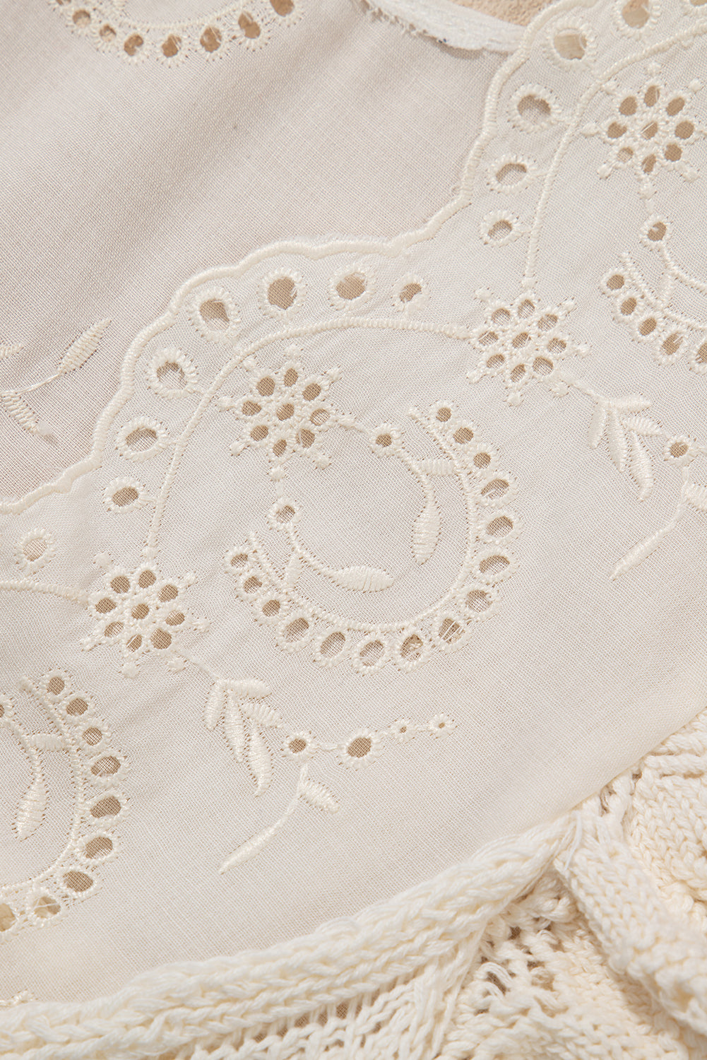 Beige Embroidered Patchwork Hollow Out Knitted Ruffle Sweater Vest