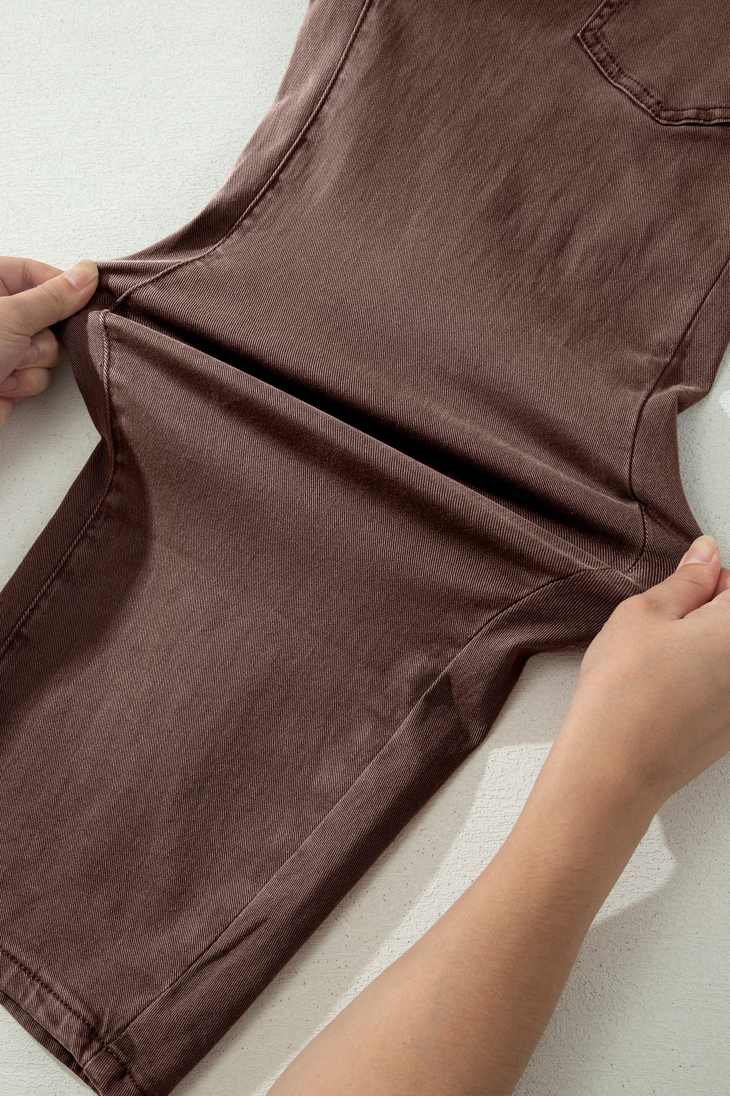 Coffee Solid Color Square Patch Pocket Ankle-length Barrel Jeans