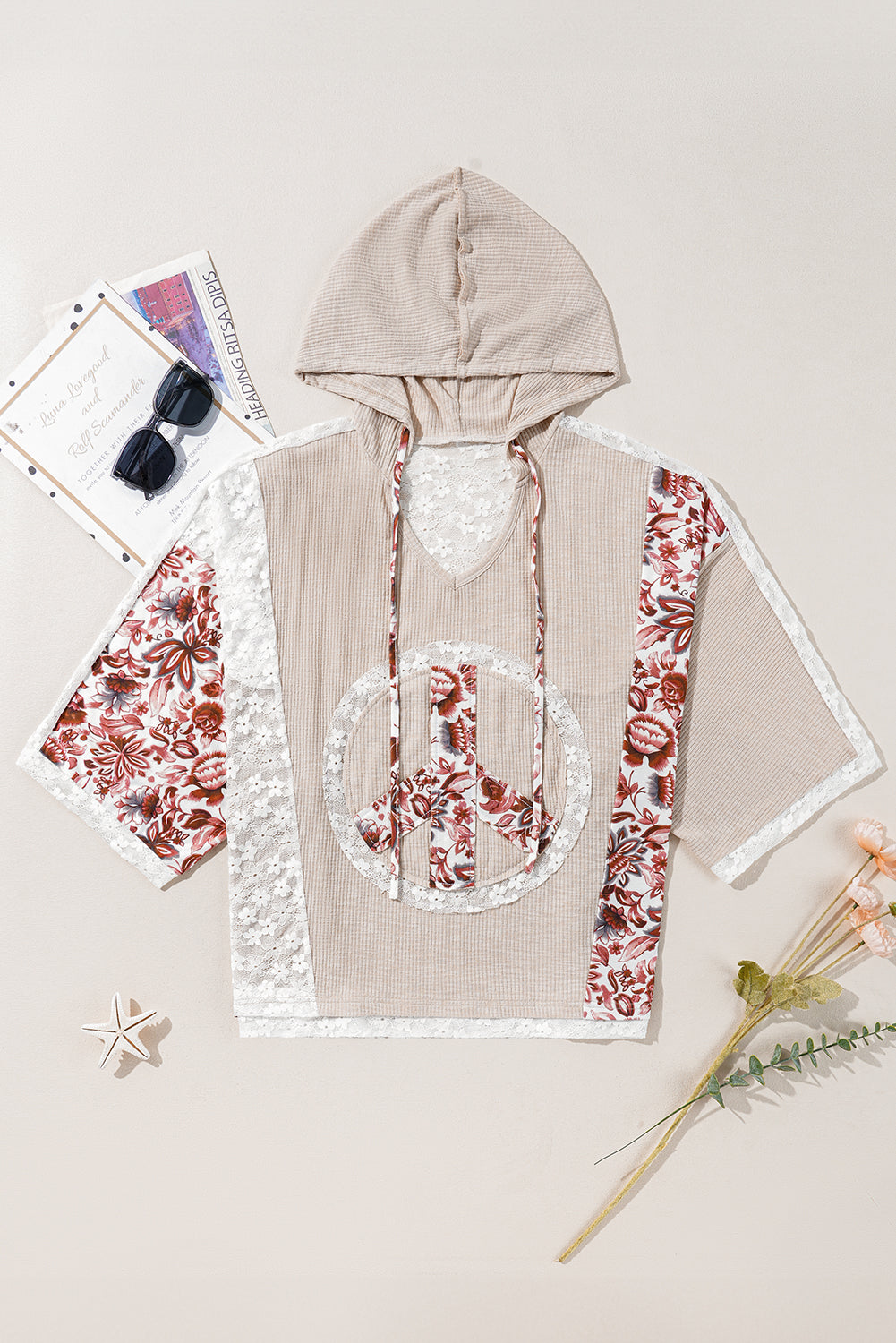 Floral Peace Sign Graphic Lace Patch Ribbed Plus Size Hooded Top