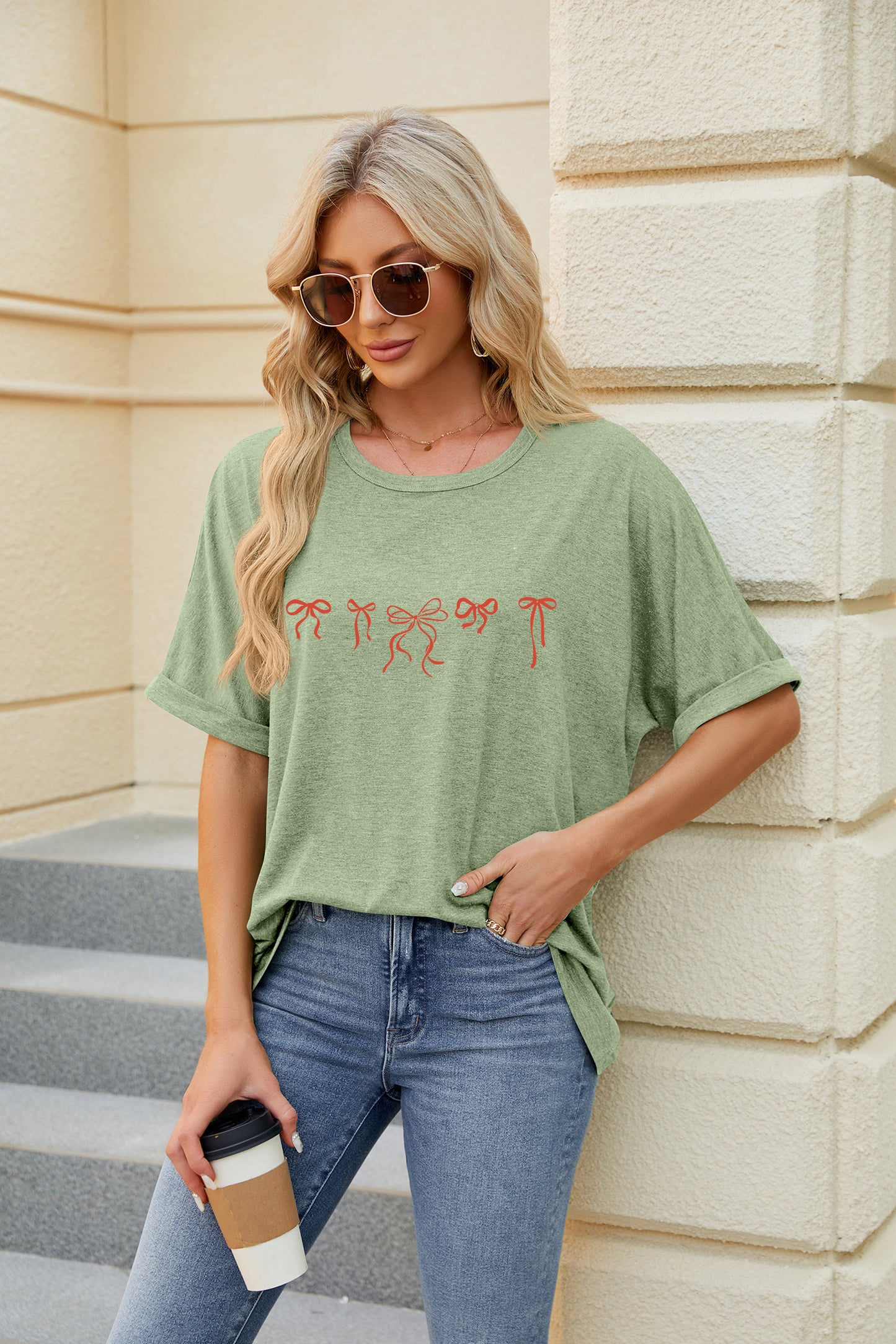 Valentine's Day Simple Red Heart Line Graphic Tee