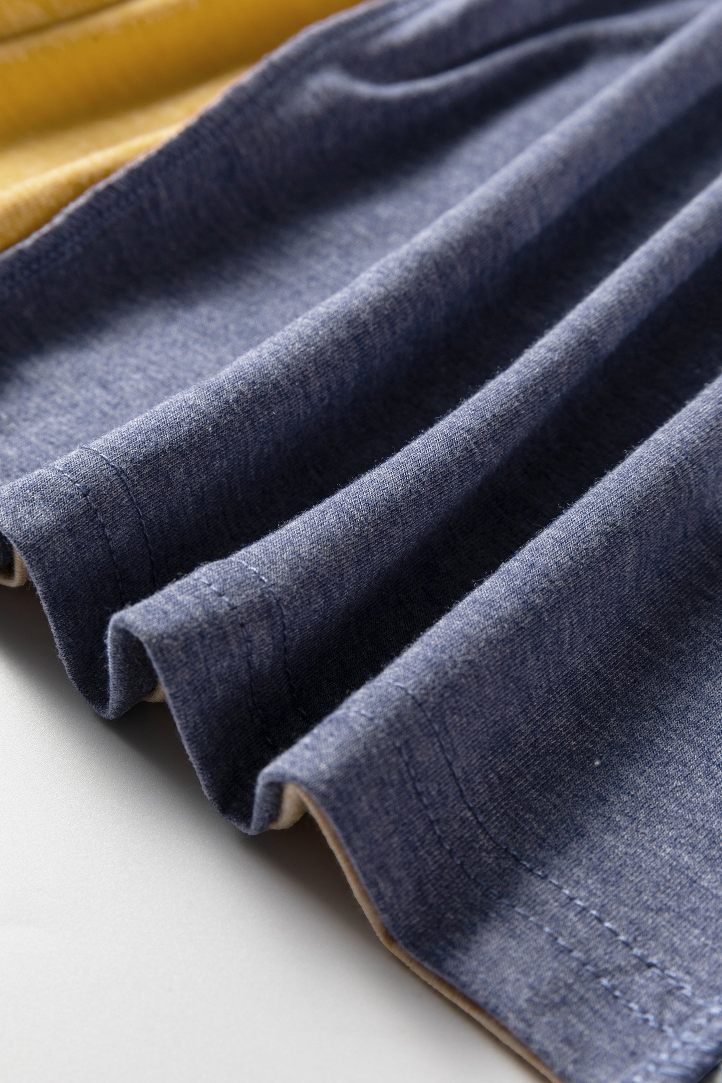 Four Leaf Clover Exposed Stitching Colorblock V Neck Long Sleeve Top