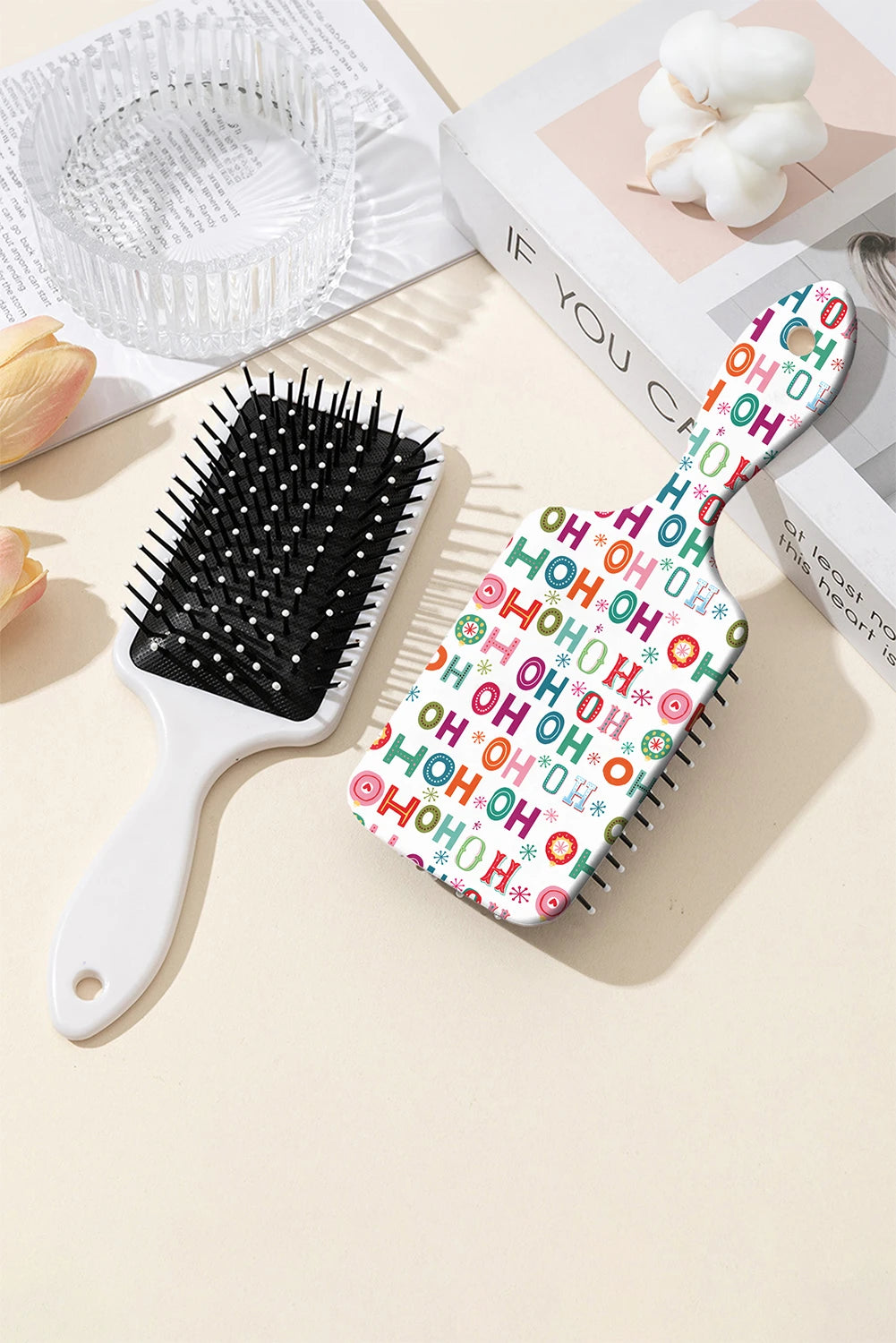 White HO HO HO Bright Christmas Print Air Cushion Comb
