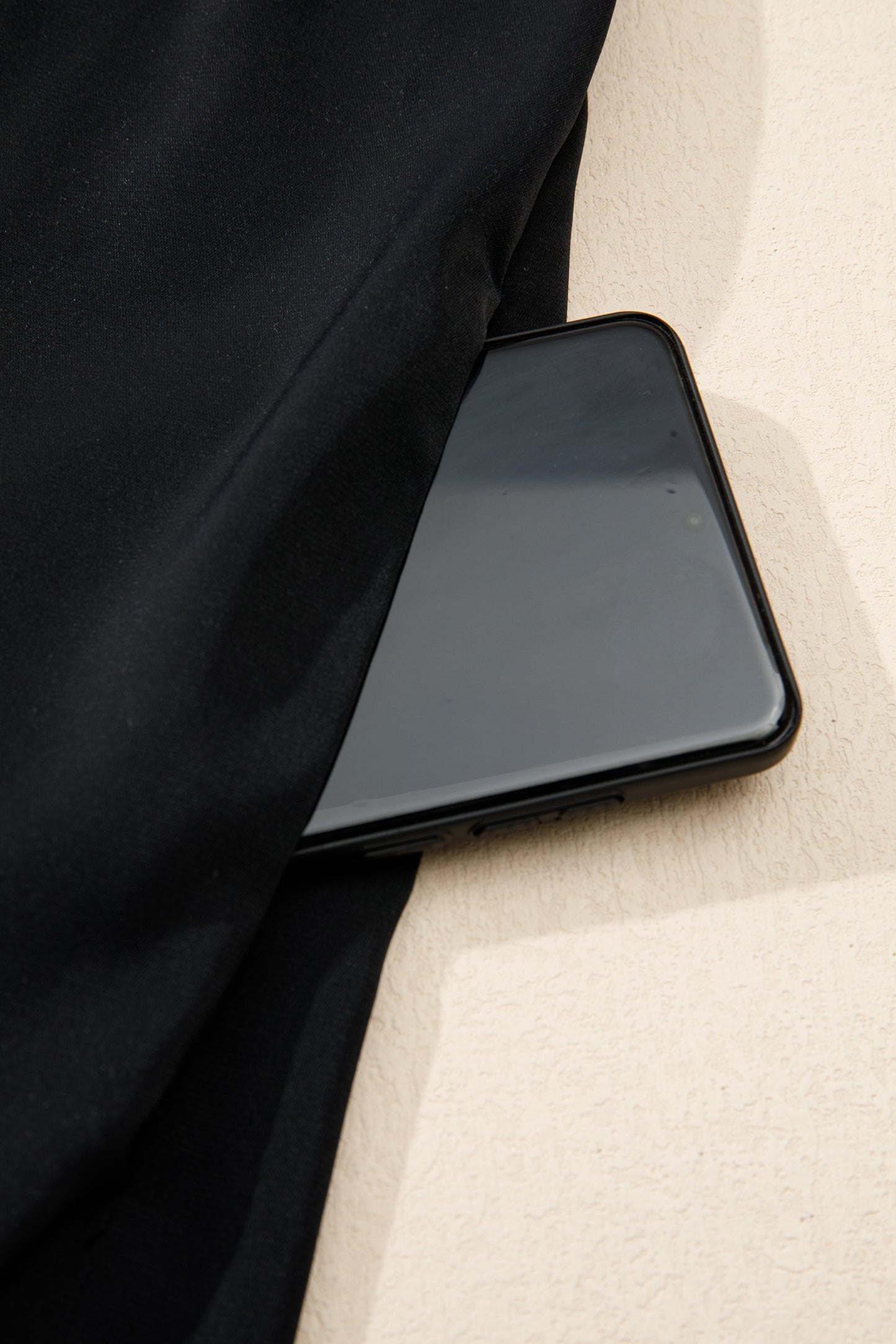 Black Plus Size Leopard Patchwork V Neck 3/4 Sleeve Ruffle Hem Mini Dress