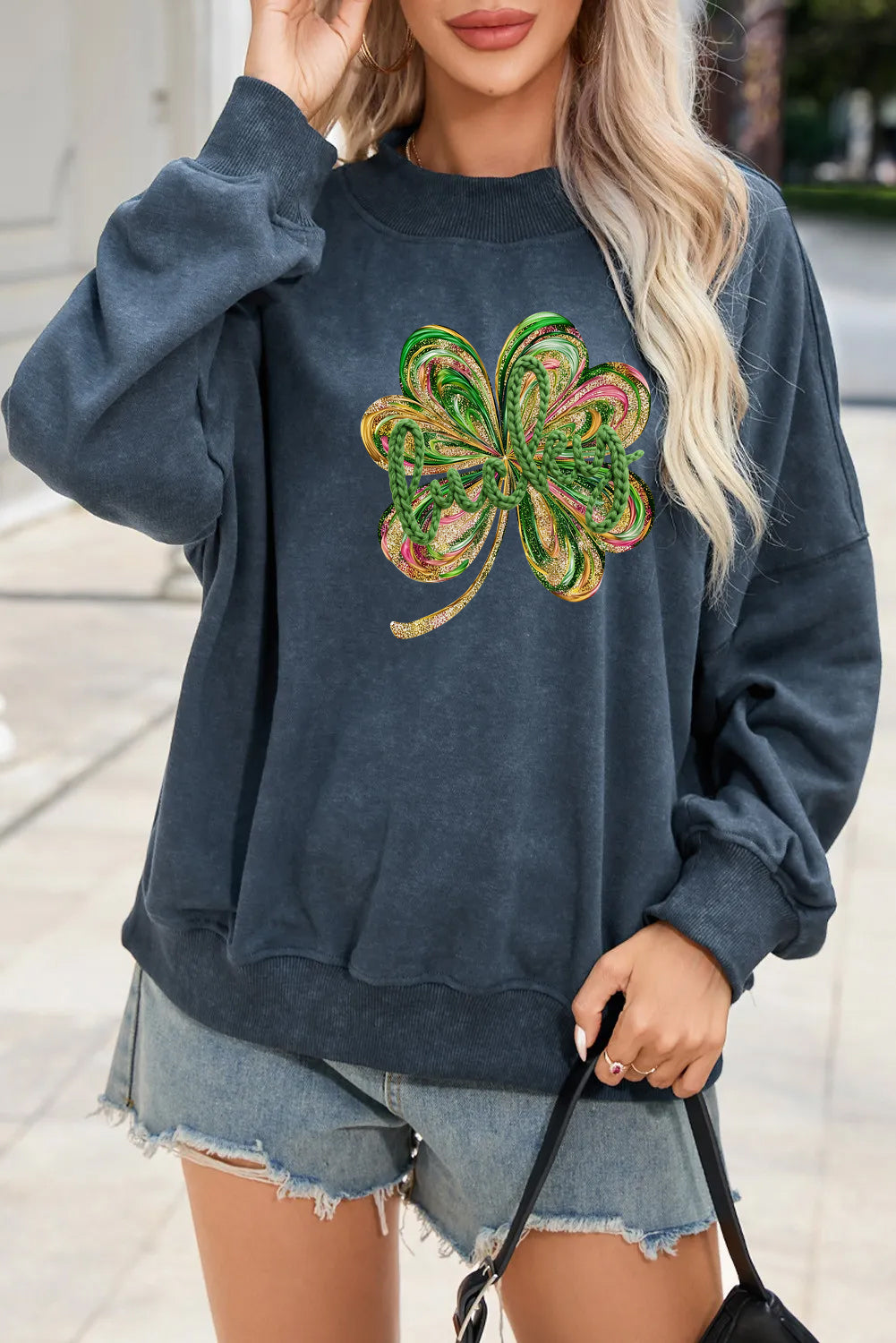 Saint Patrick's Day Glitter Shamrock Graphic Sweatshirt（Not Embroidery）