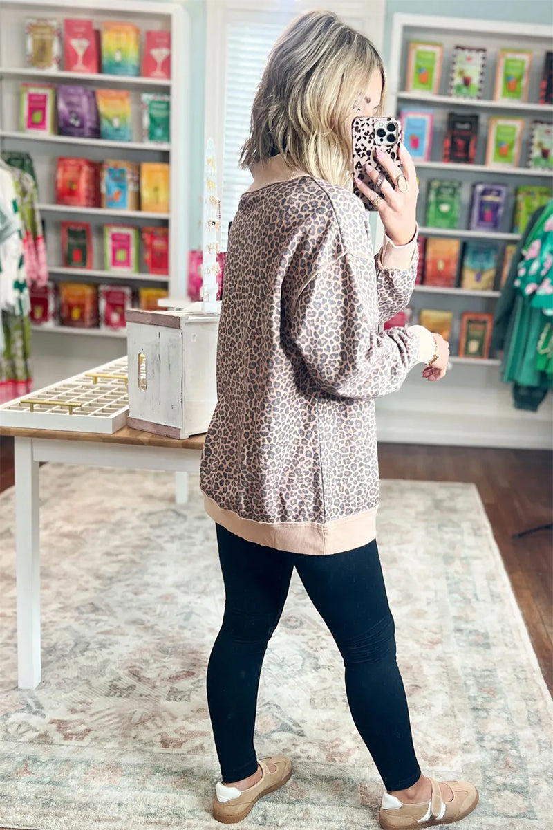 Leopard Game Day Blend Sweatshirt Trendy Graphic Oversized Pullover