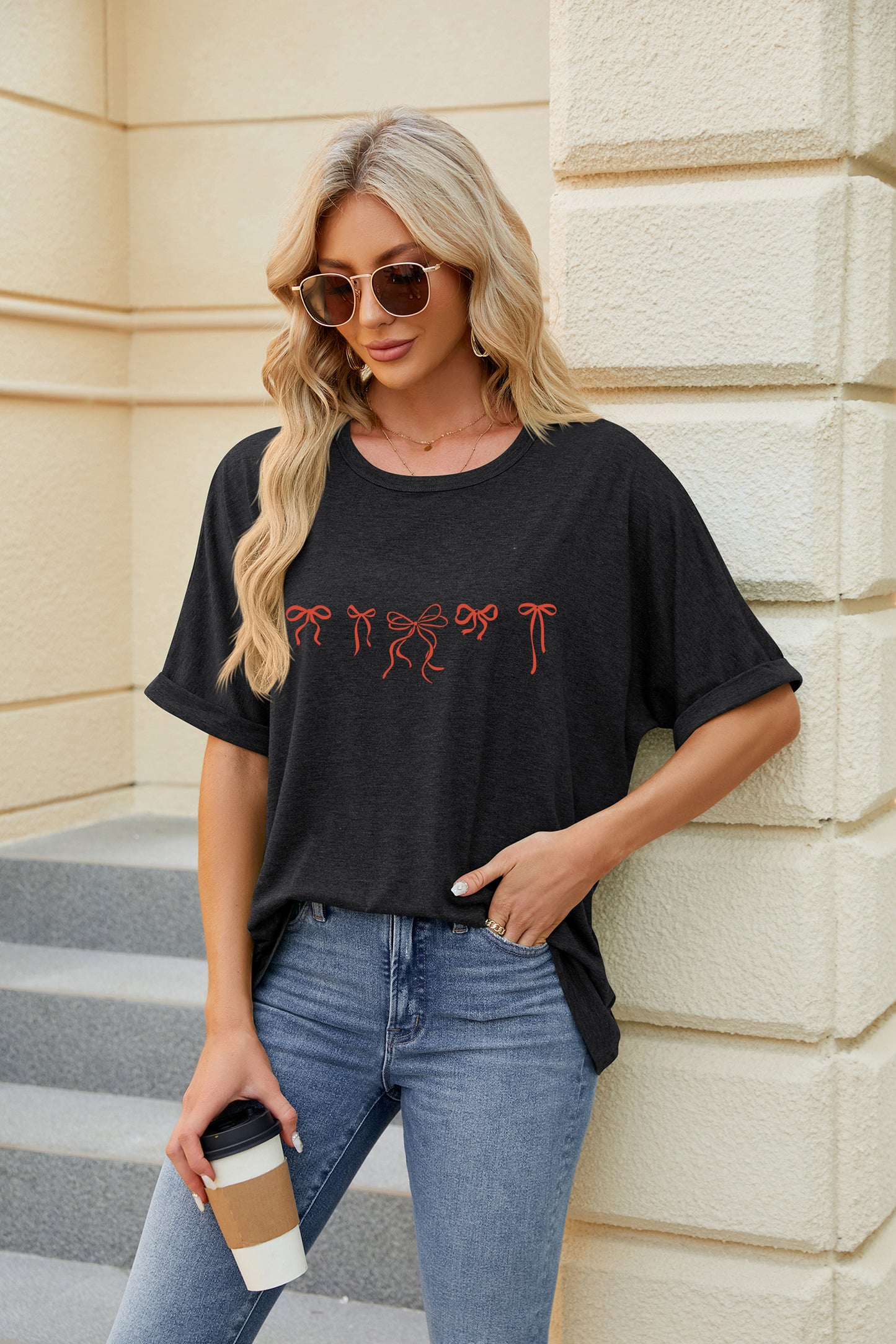 Valentine's Day Simple Red Heart Line Graphic Tee