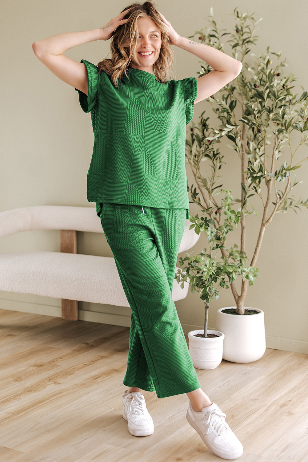 Ruffled Sleeve Summer Top and Cropped Loose Pants Set