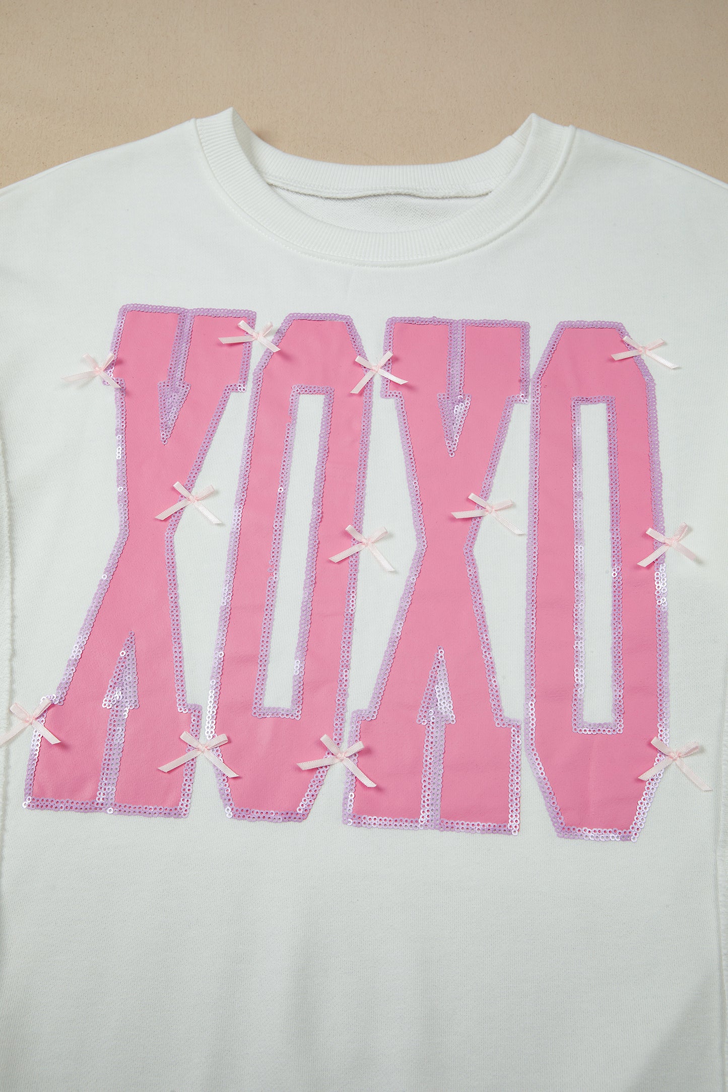 Pink Bow Sequin XOXO Letter Graphic Exposed Seam Baggy Sweatshirt