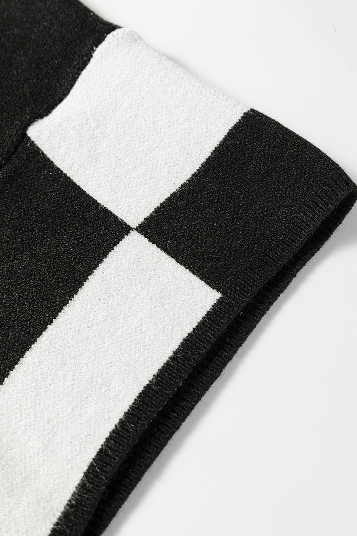 Checkered Pattern Loose Drop Shoulder Half Sleeve Sweater