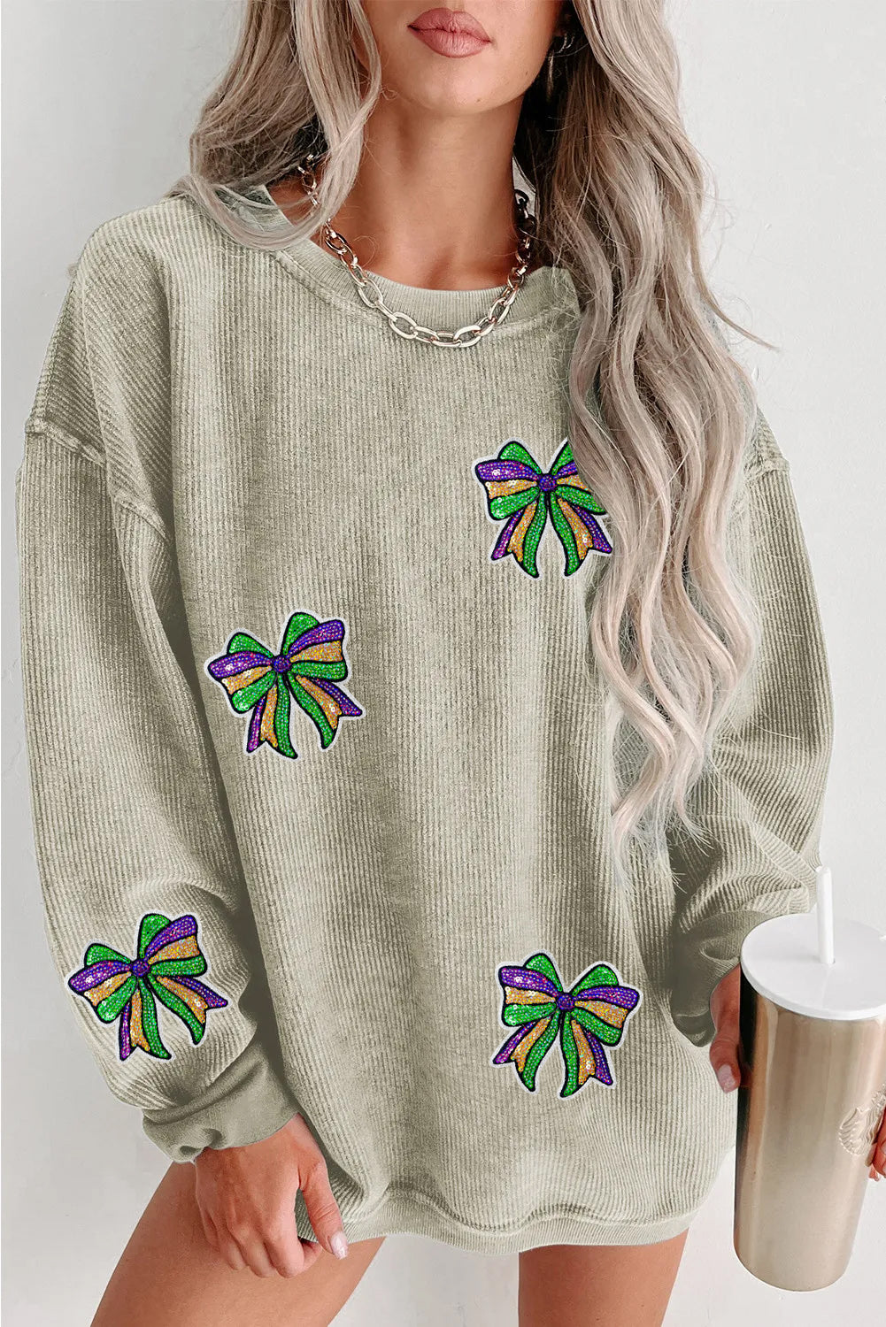 Mardi Gras Carnival Bow Graphic Pullover