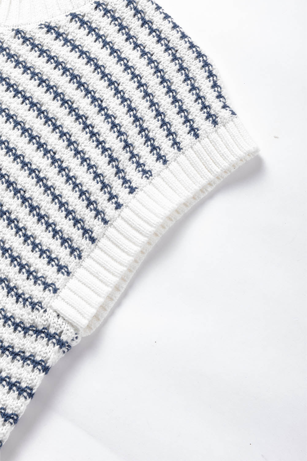 Stripe Ribbed Trim Loose Fit Knitted Sweater Vest