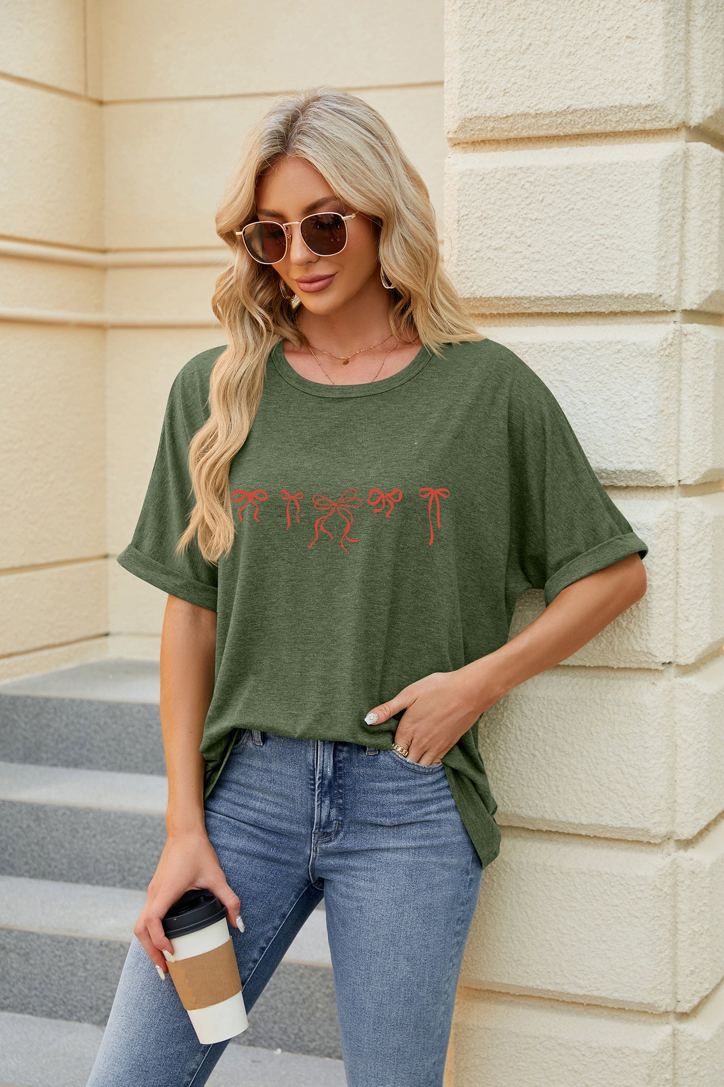 Valentine's Day Simple Red Heart Line Graphic Tee