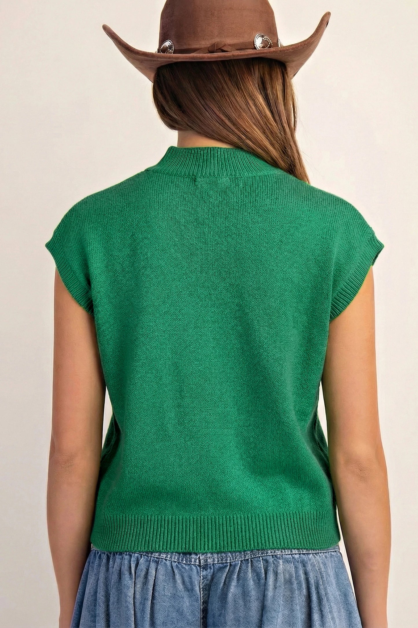 Parchment Corded Horseshoes Ribbed Trim Mock Neck Short Sleeve Sweater