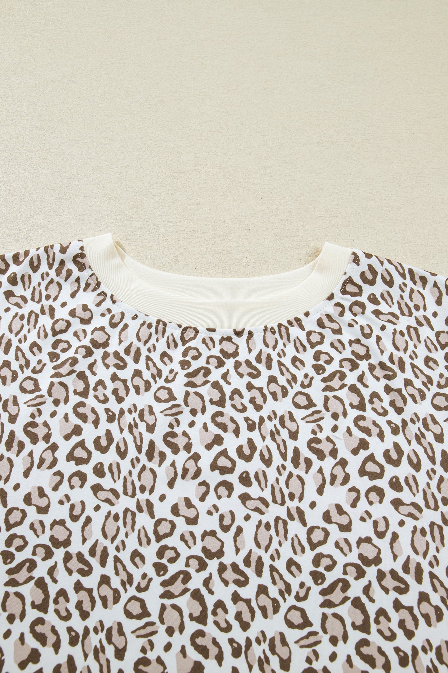 White Plus Size Leopard Print Round Neck T Shirt