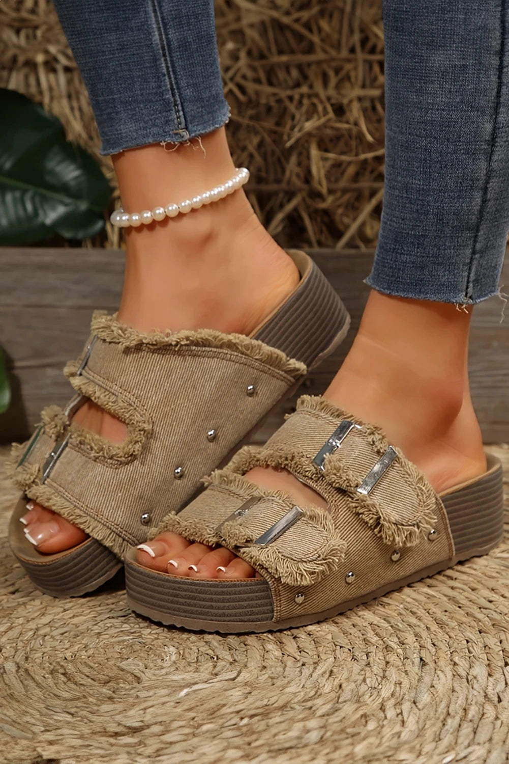 Double Buckle Straps Hollow Out Frayed Detial Retro Slippers