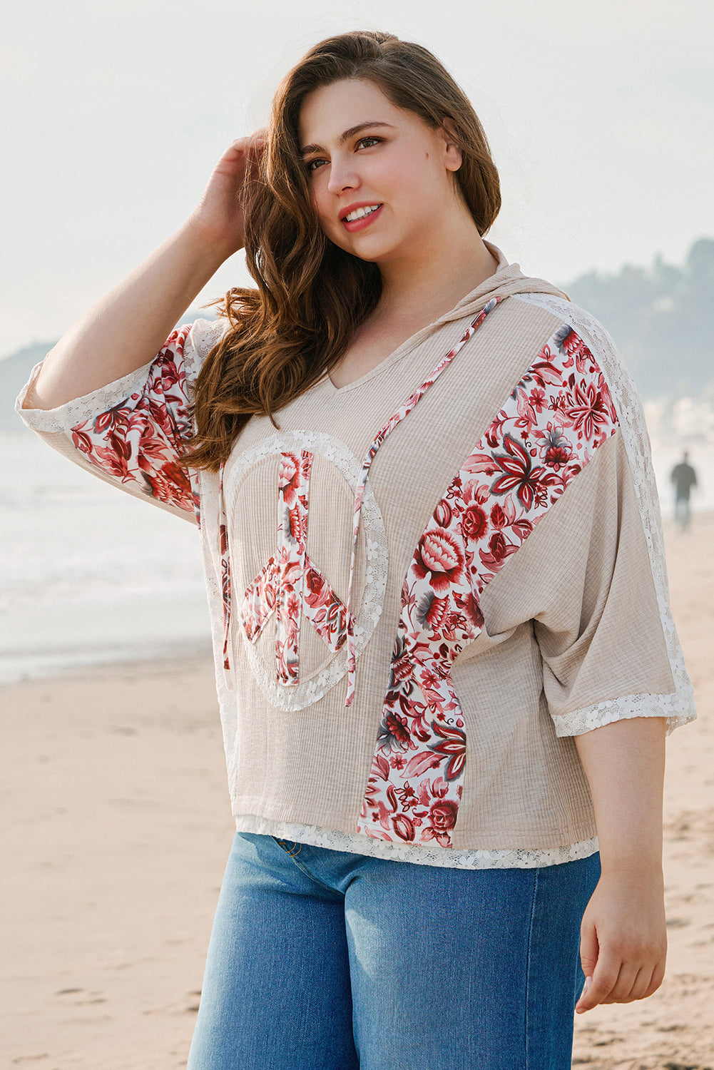 Floral Peace Sign Graphic Lace Patch Ribbed Plus Size Hooded Top