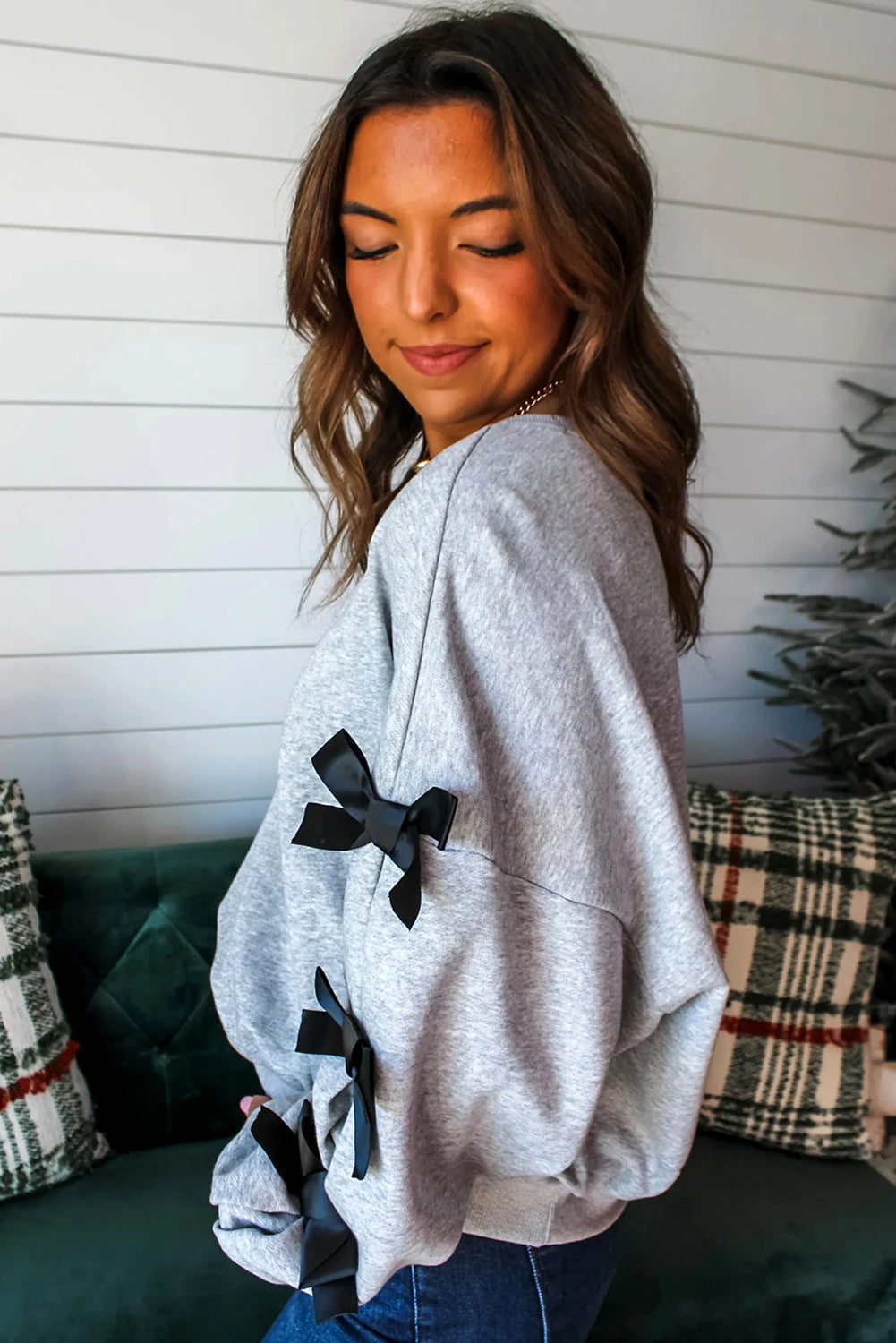 Light Grey Howdy Christmas 4 Trees Printed Ribbon Bow Decor Sweatshirt