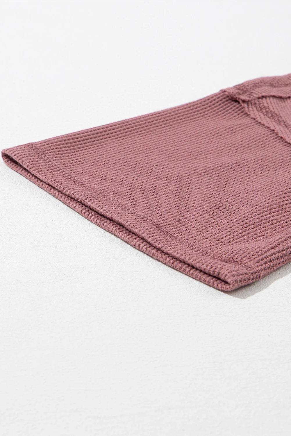 Exposed Seam Half Sleeve Knitted V Neck Textured Top