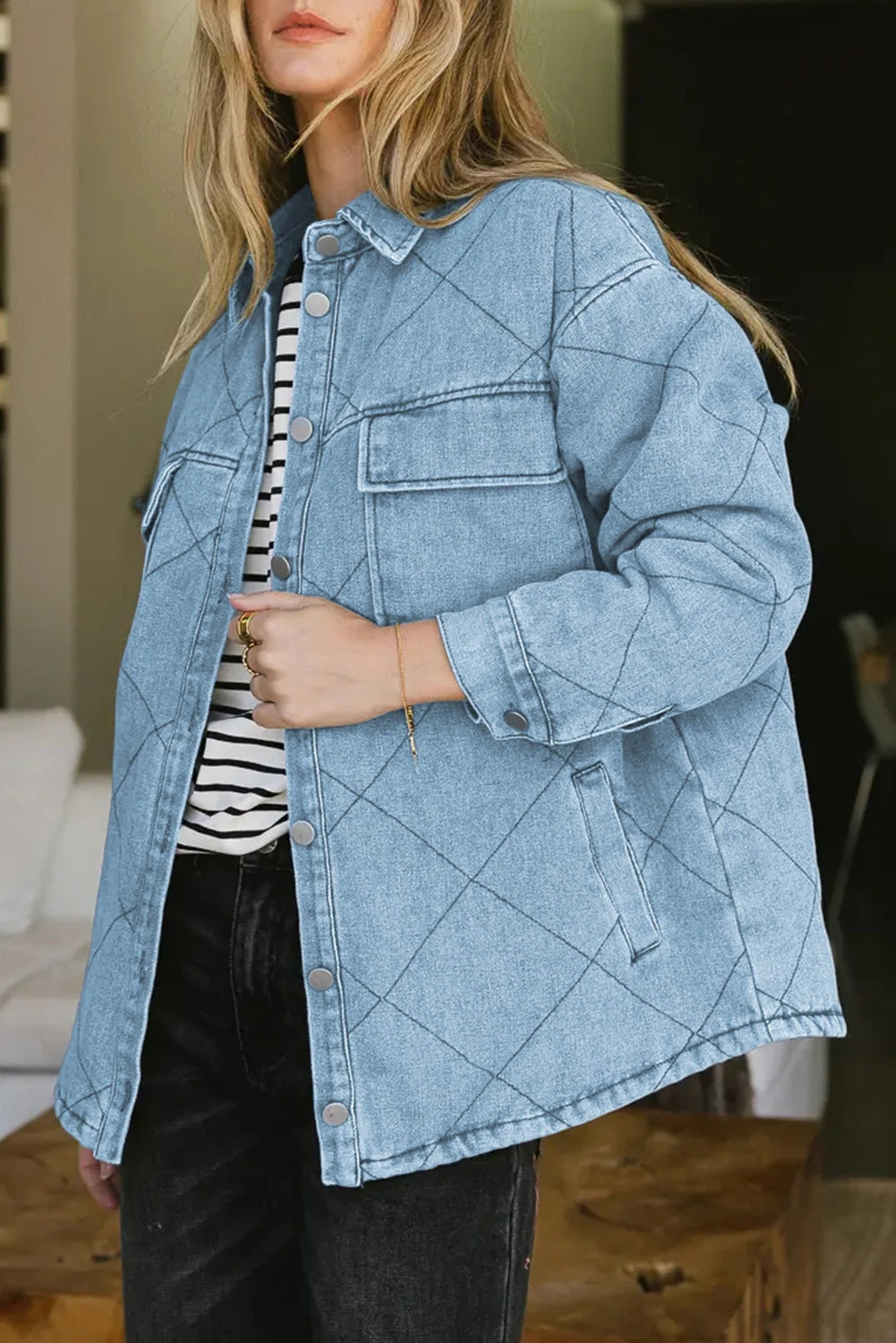 Black Rhombus Stitched Pattern Button Pocketed Denim Jacket