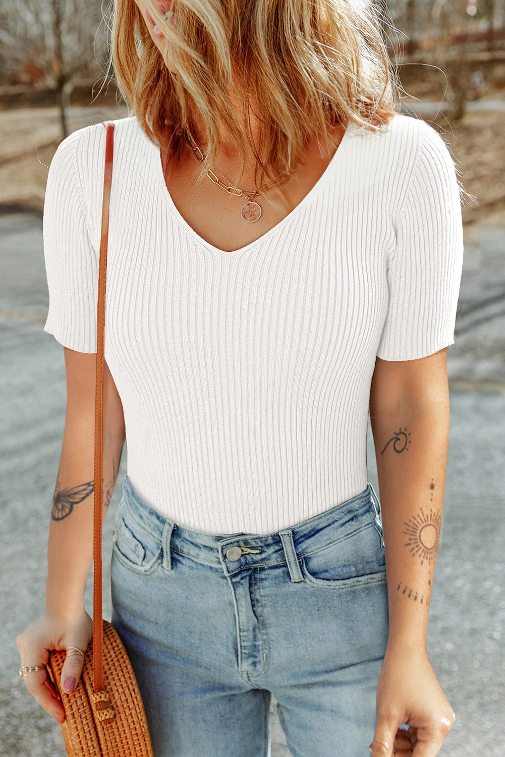 V Neck Ribbed Knit Lightweight Short Sleeve Sweater