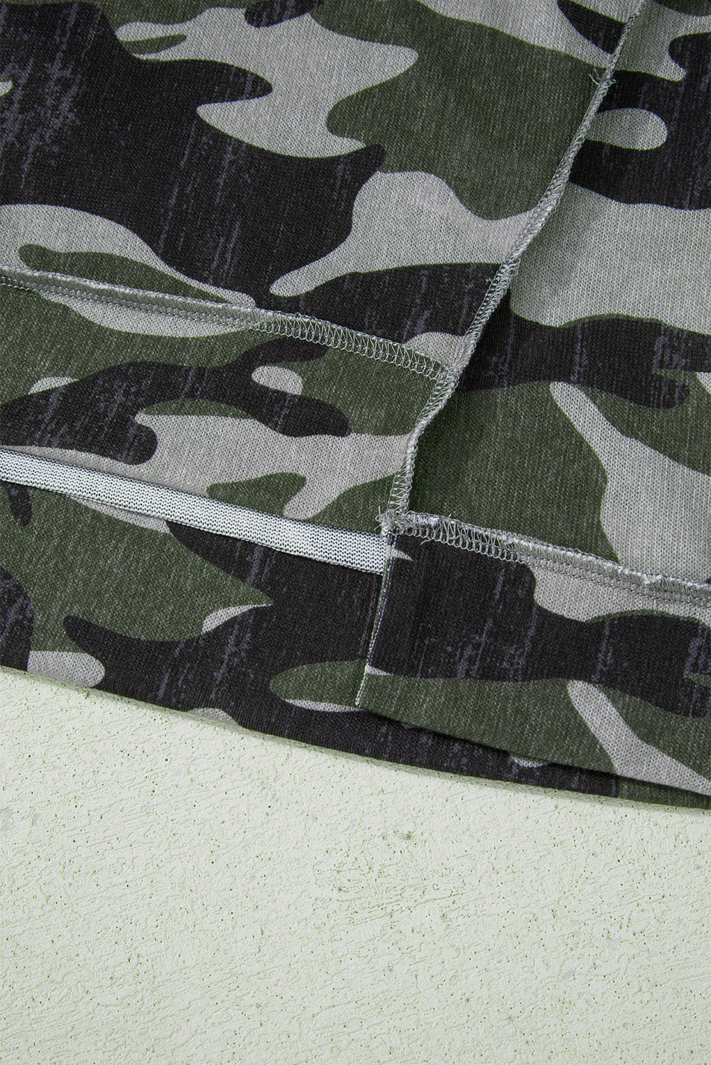 Multicolour Retro Camouflage Print Exposed Seam Patchwork Drop Shoulder Sweatshirt