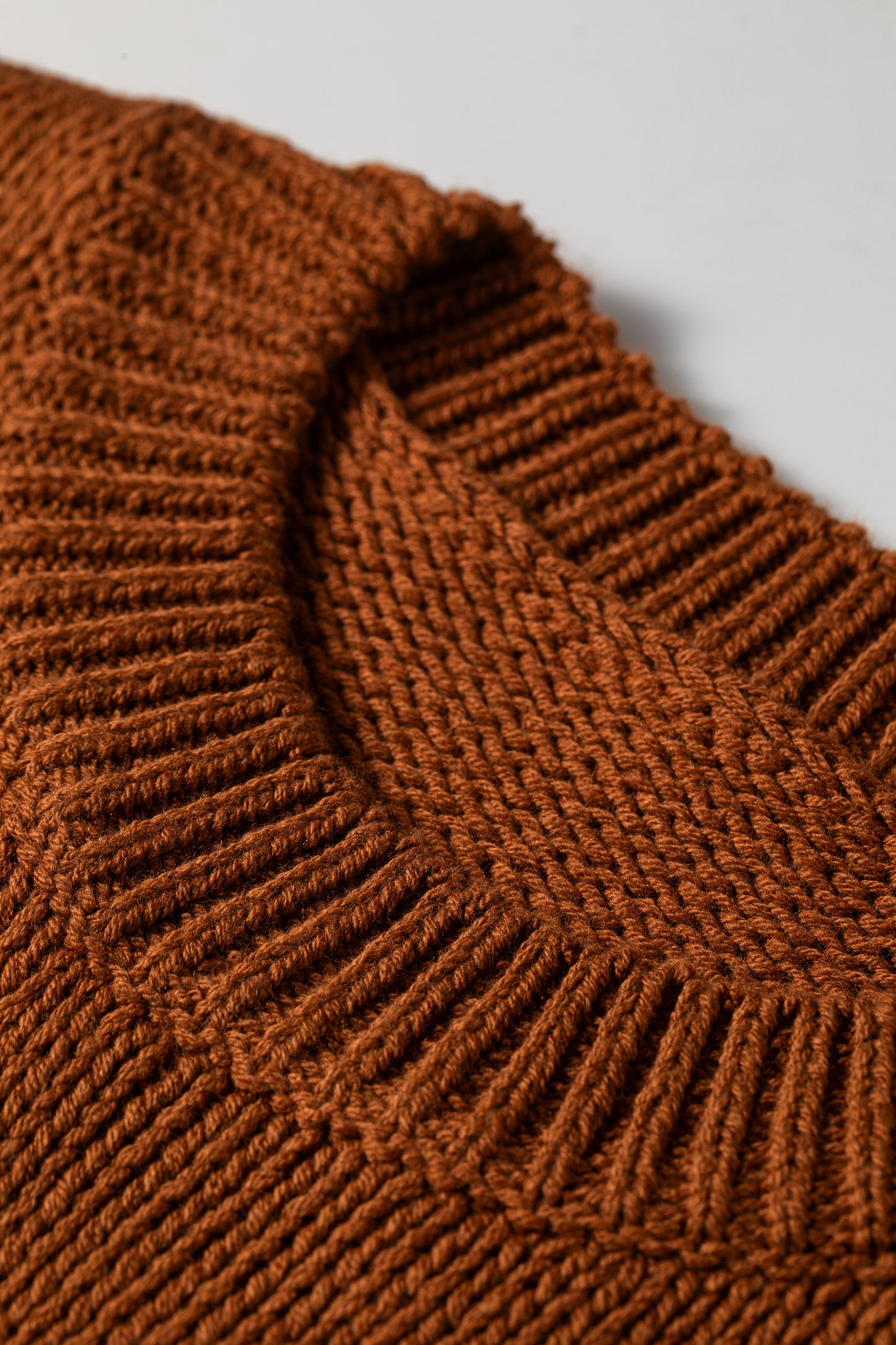 Chestnut Western Horseshoe Pattern Short Sleeve Knit Sweater