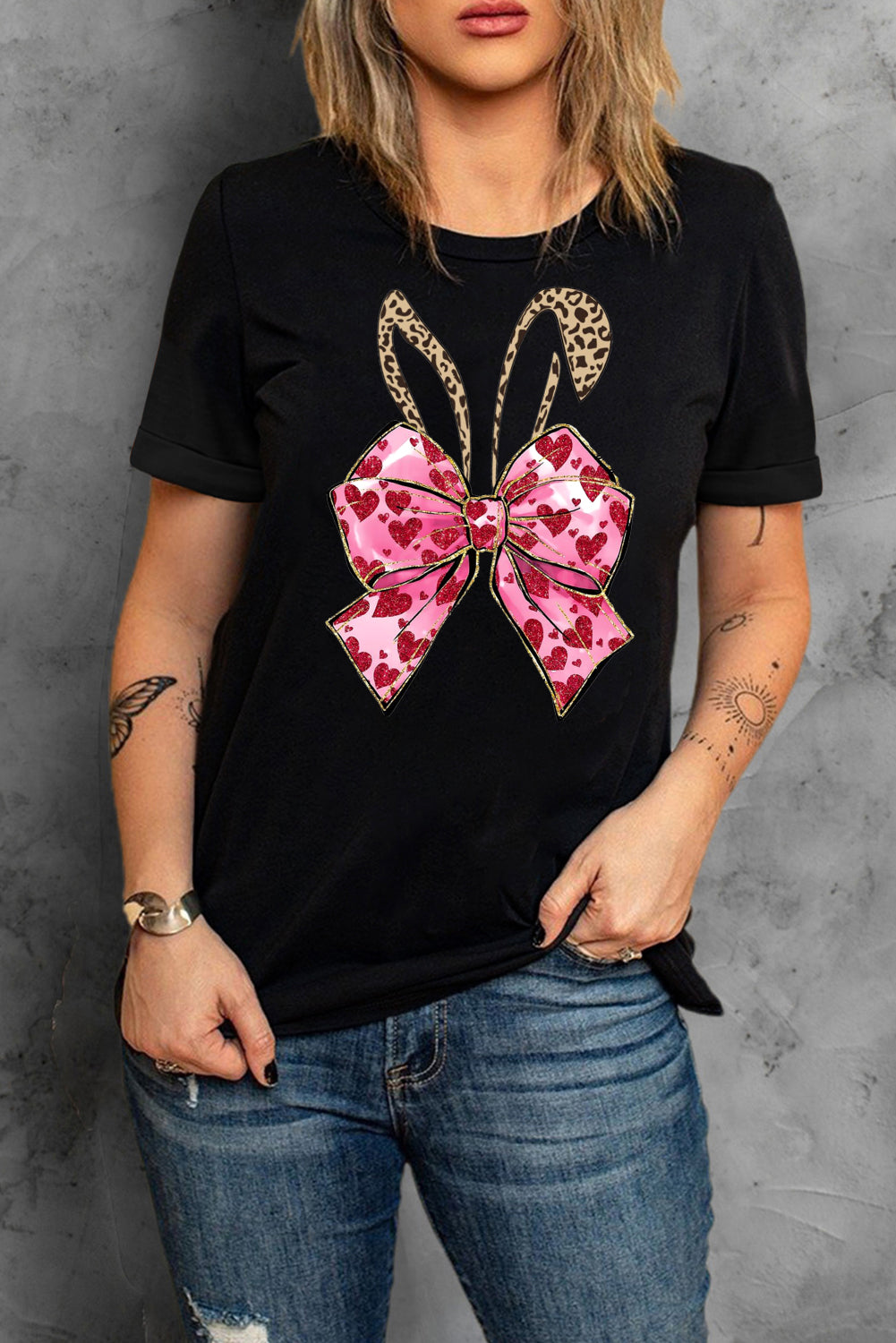 Solid Color Casual Crew Neck Tee with Easter Bunny Bow