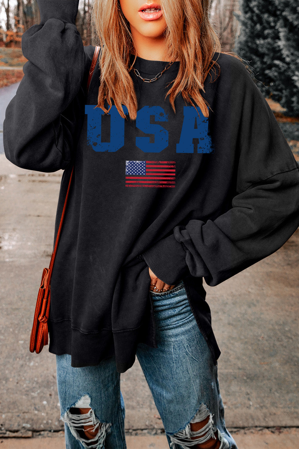 Vintage USA Graphic Sweatshirt with Loose Fit Design