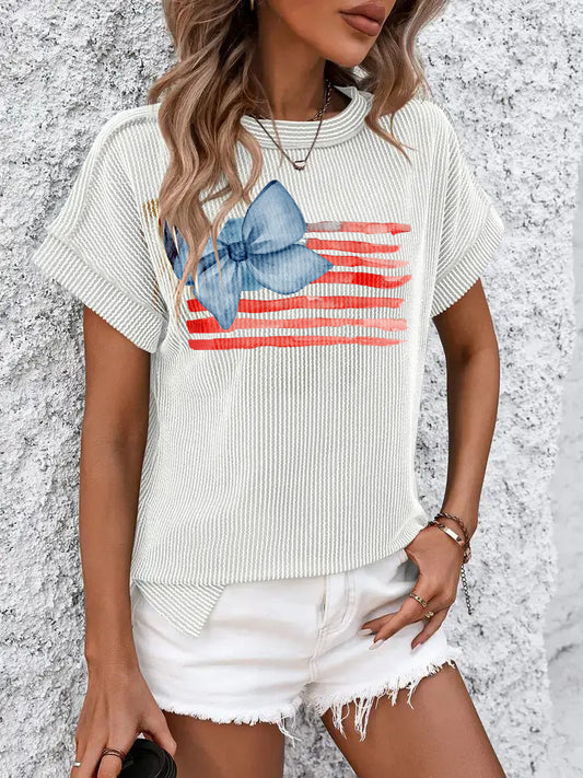Twisted Ribbed Texture Graphic Tee with Blue Bow Print