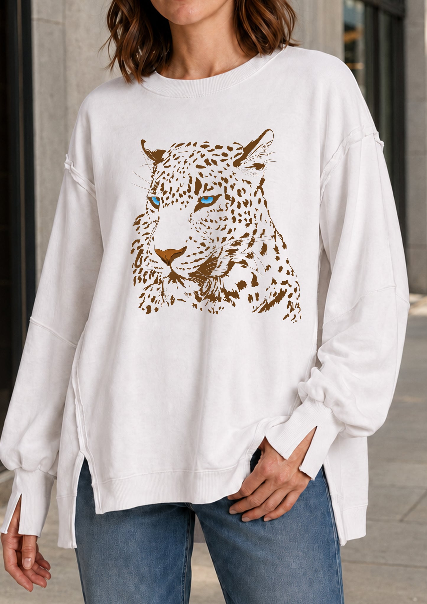 Leopard Graphic Exposed Seam Oversized Sweatshirt