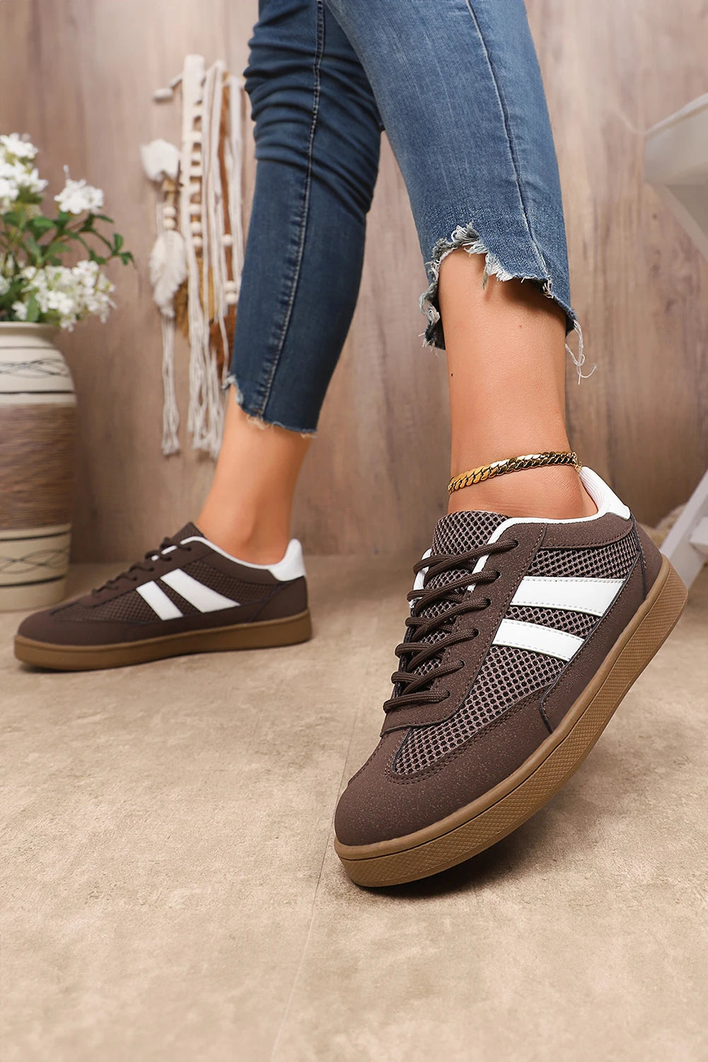 Coffee Breathable Mesh PU Leather Patchwork Lace-up Shoes