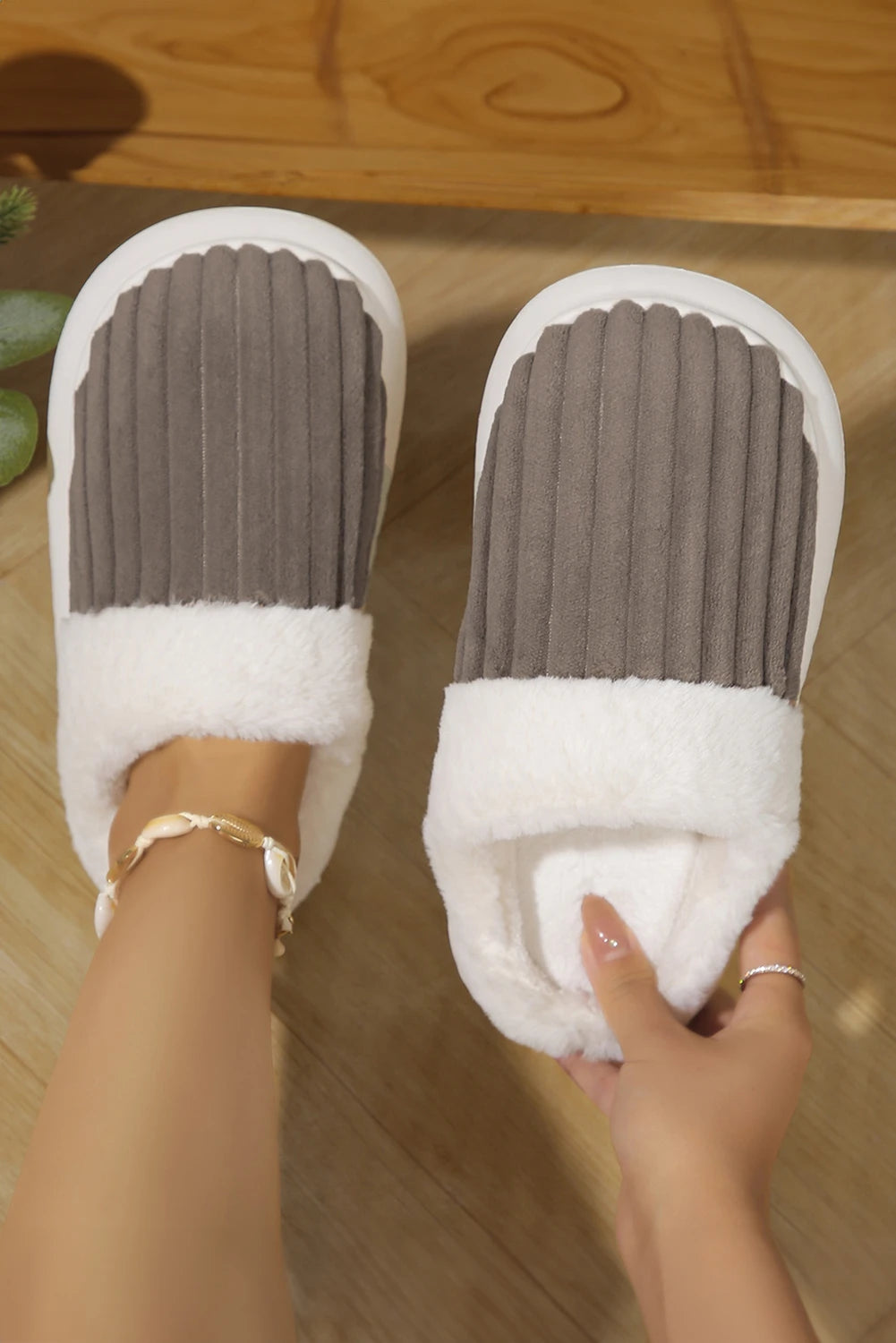 Dark Grey Ribbed Plush Color Block Winter Slippers