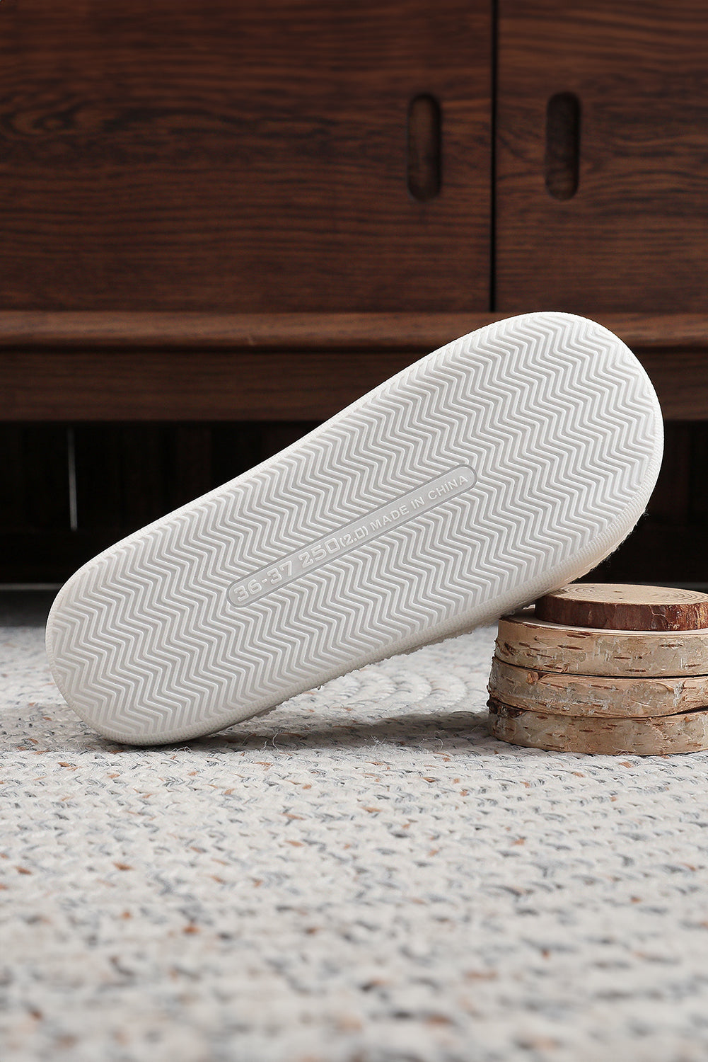 XO XO Glitter Trim Letter Patched Plush House Slippers